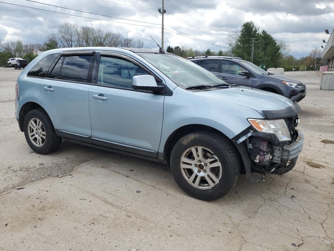 Photo 3 VIN: 2FMDK48C58BA13821 - FORD EDGE 