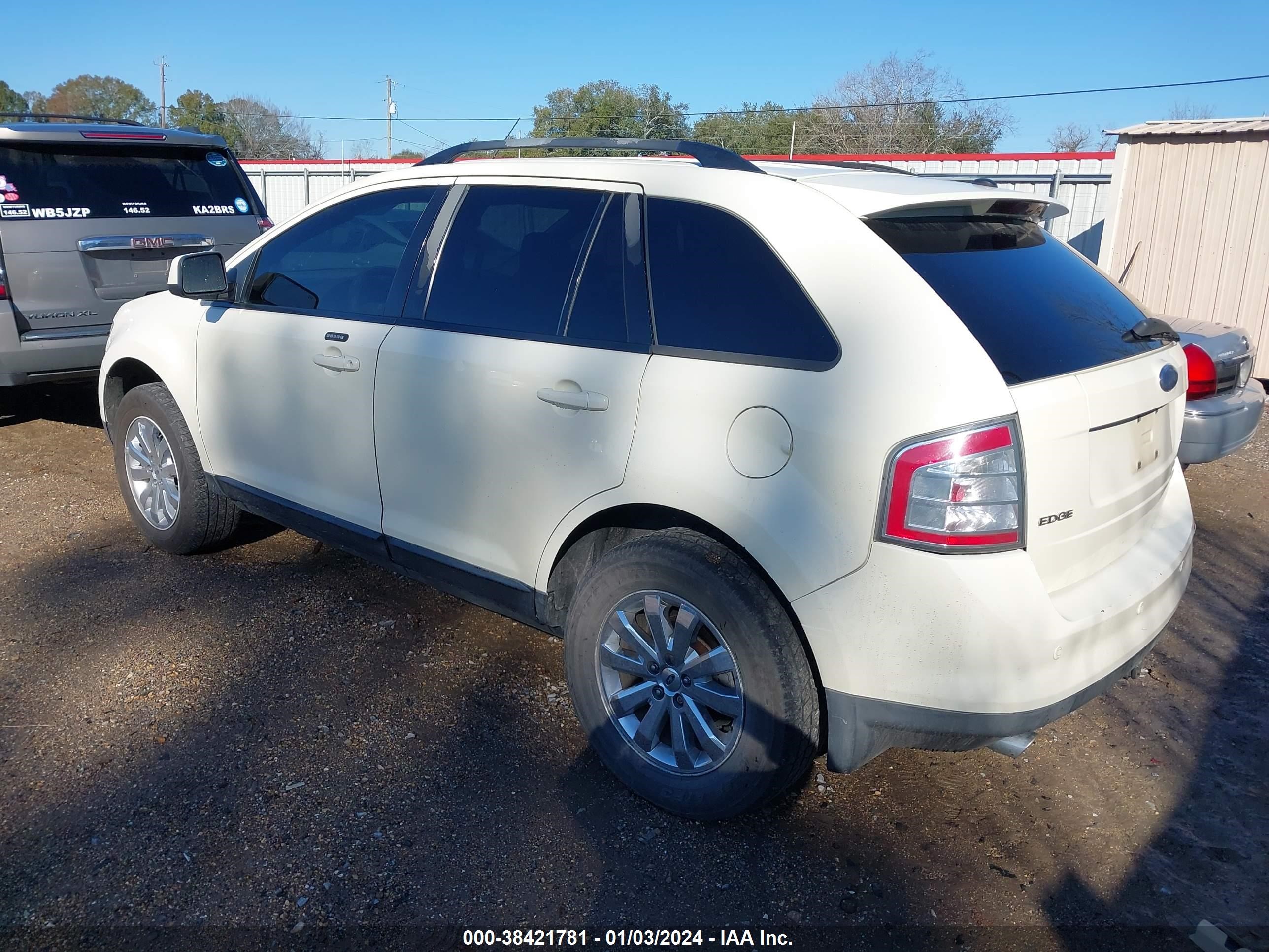 Photo 2 VIN: 2FMDK48C77BA41313 - FORD EDGE 