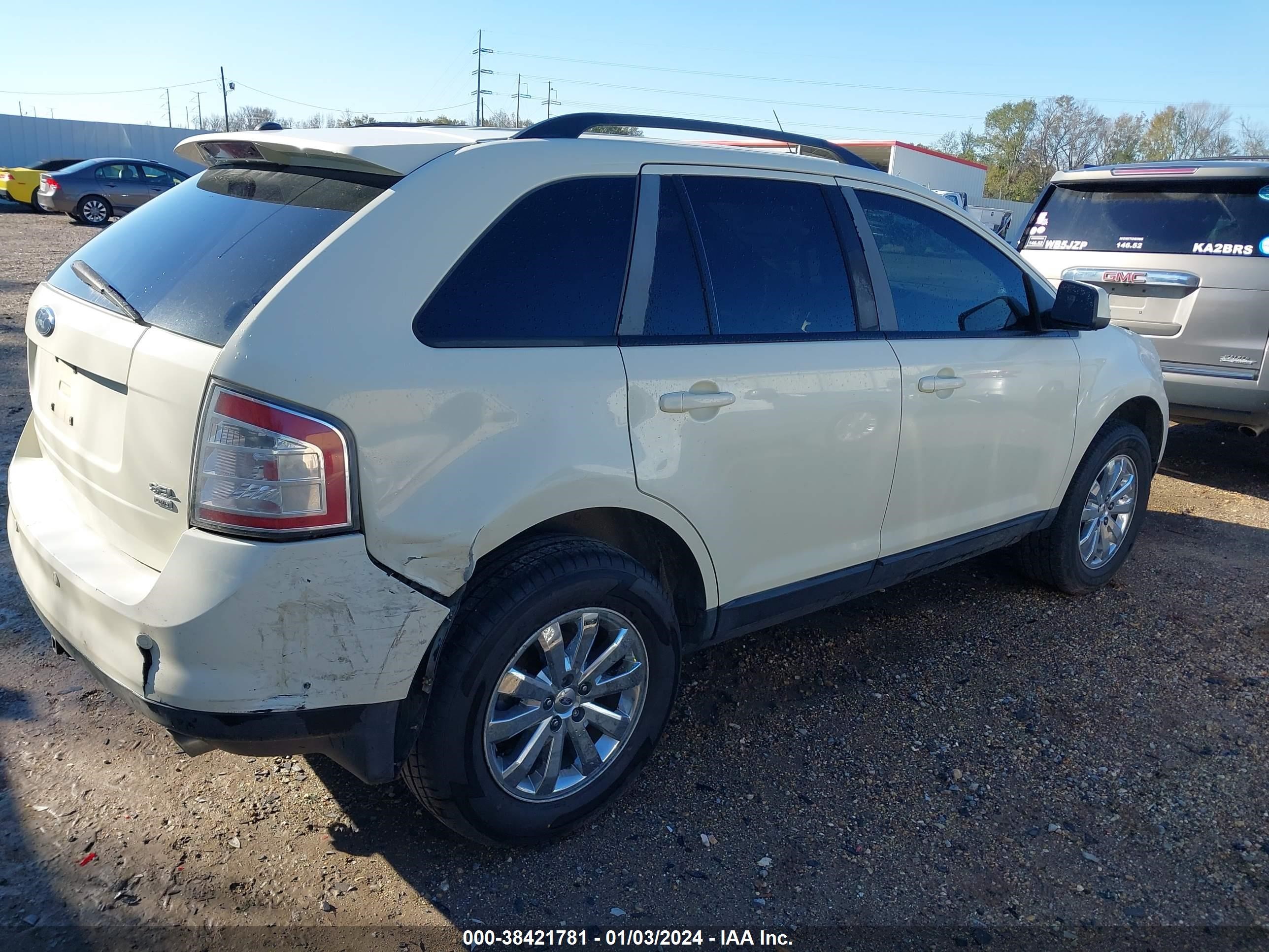 Photo 3 VIN: 2FMDK48C77BA41313 - FORD EDGE 