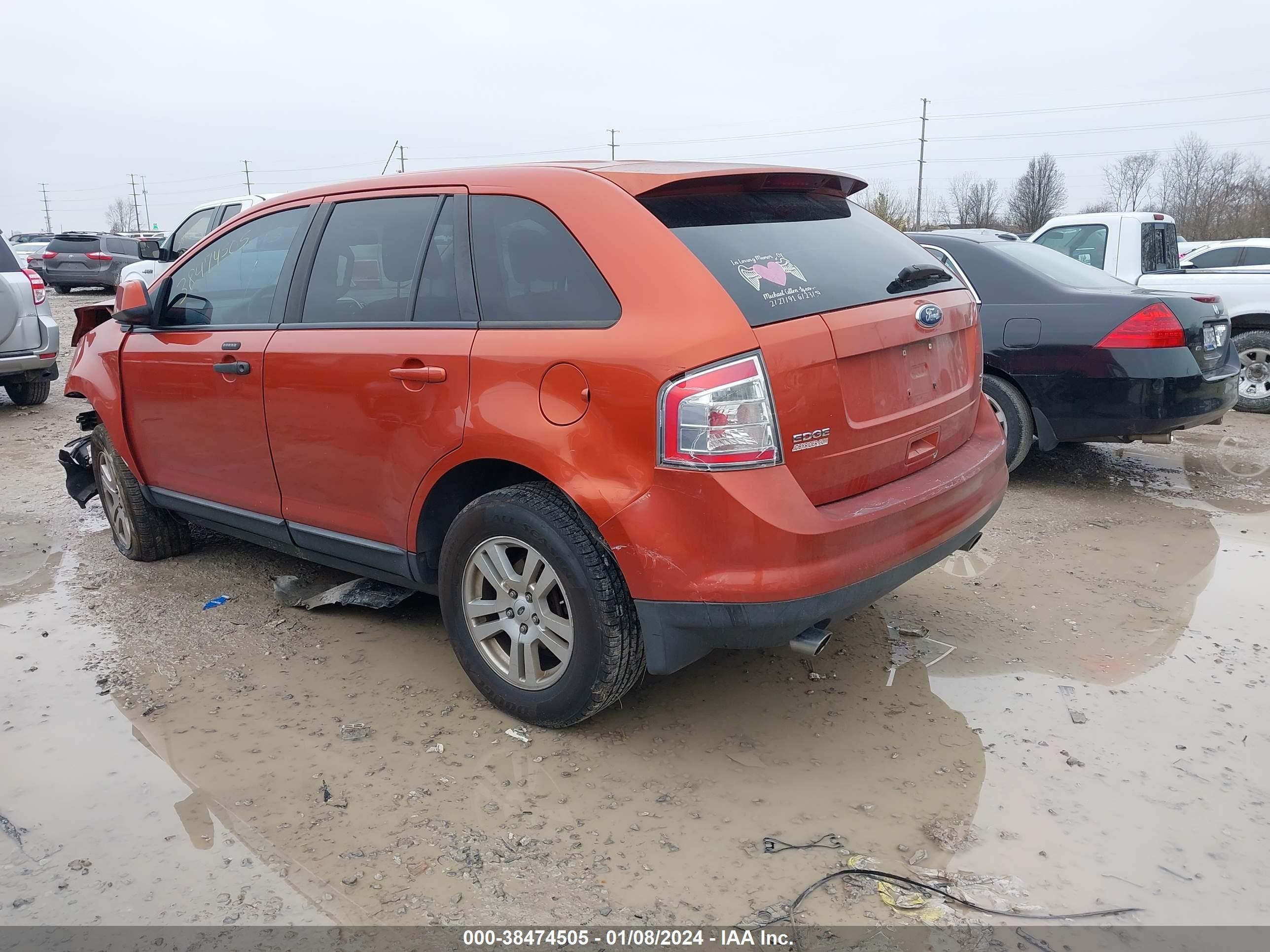 Photo 2 VIN: 2FMDK48C88BB01603 - FORD EDGE 