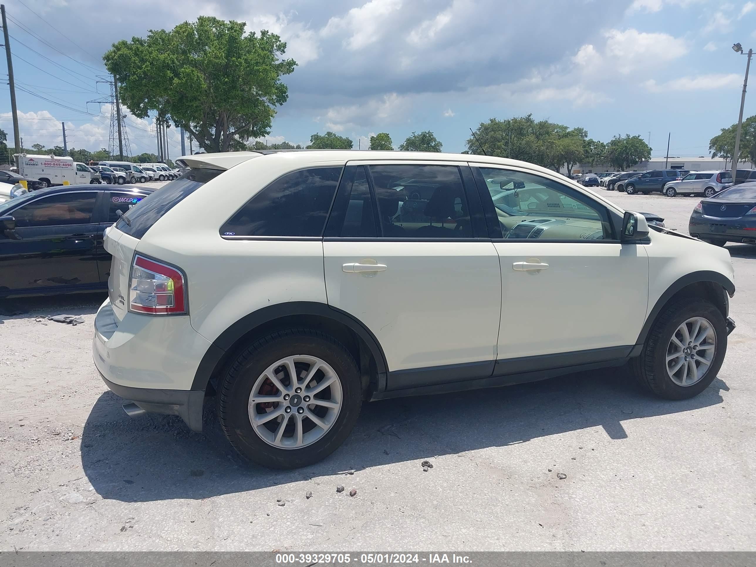 Photo 12 VIN: 2FMDK49C17BA27552 - FORD EDGE 