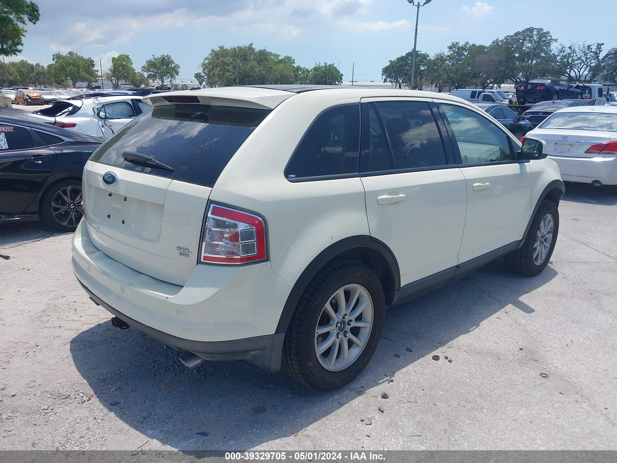 Photo 3 VIN: 2FMDK49C17BA27552 - FORD EDGE 