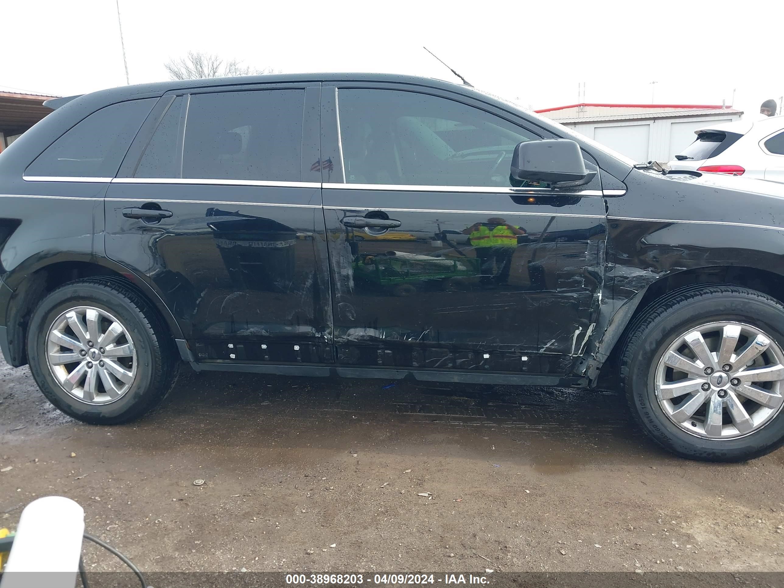 Photo 5 VIN: 2FMDK49C18BA14303 - FORD EDGE 