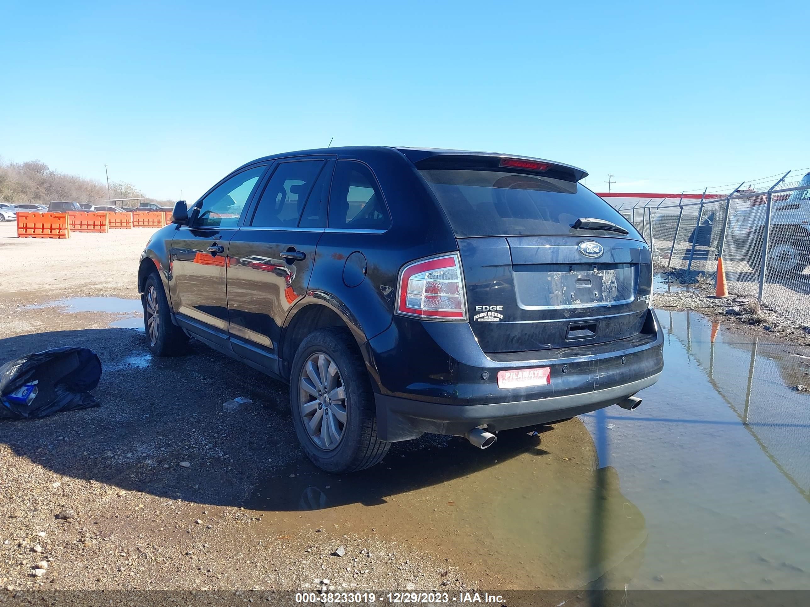 Photo 2 VIN: 2FMDK49C28BB21229 - FORD EDGE 