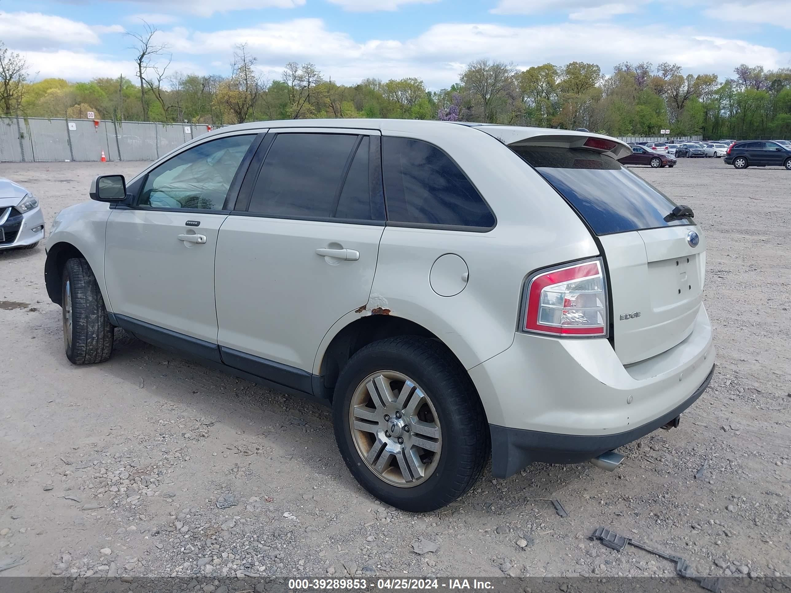 Photo 2 VIN: 2FMDK49C37BB49314 - FORD EDGE 