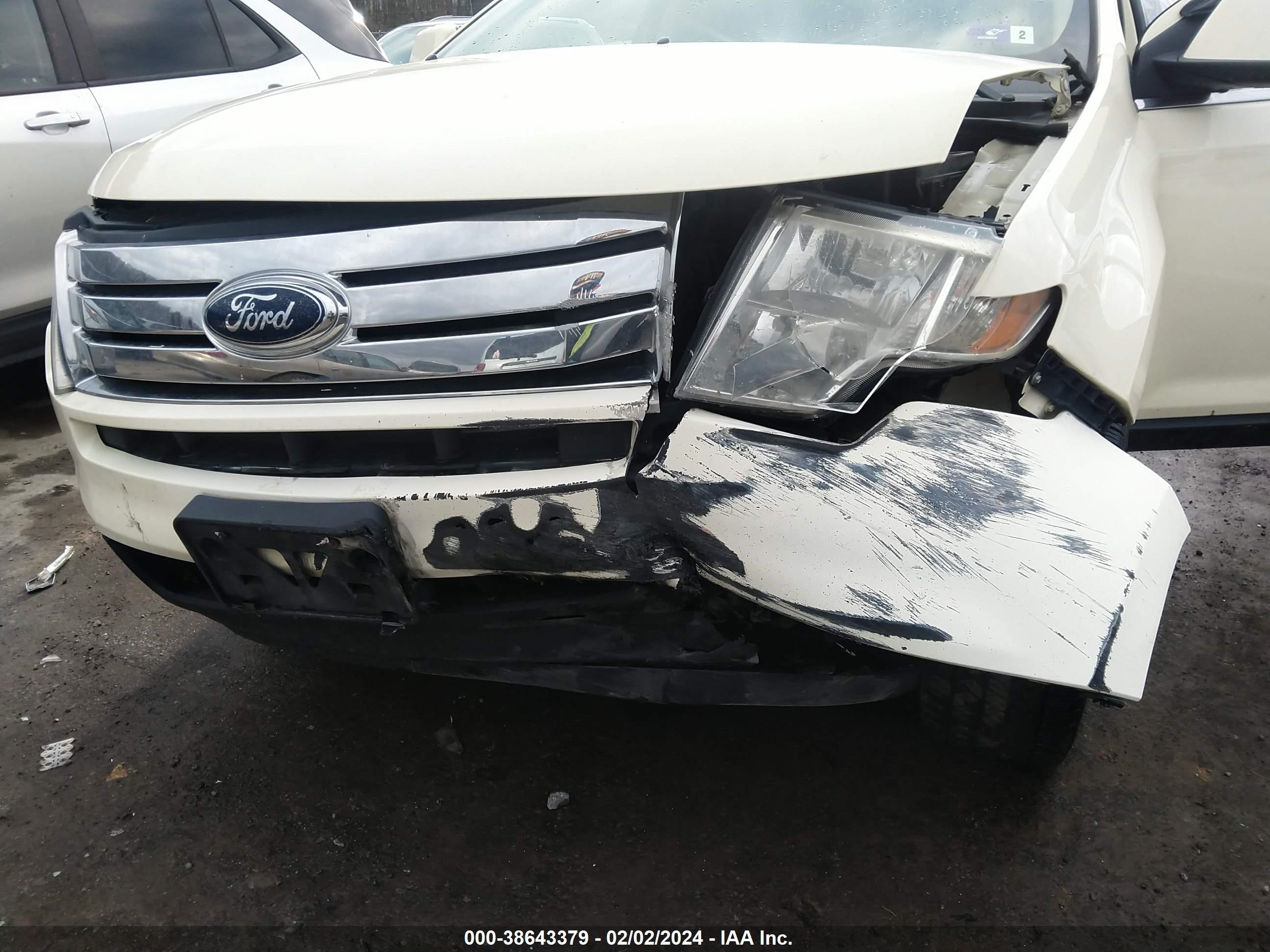 Photo 5 VIN: 2FMDK49C38BA01214 - FORD EDGE 