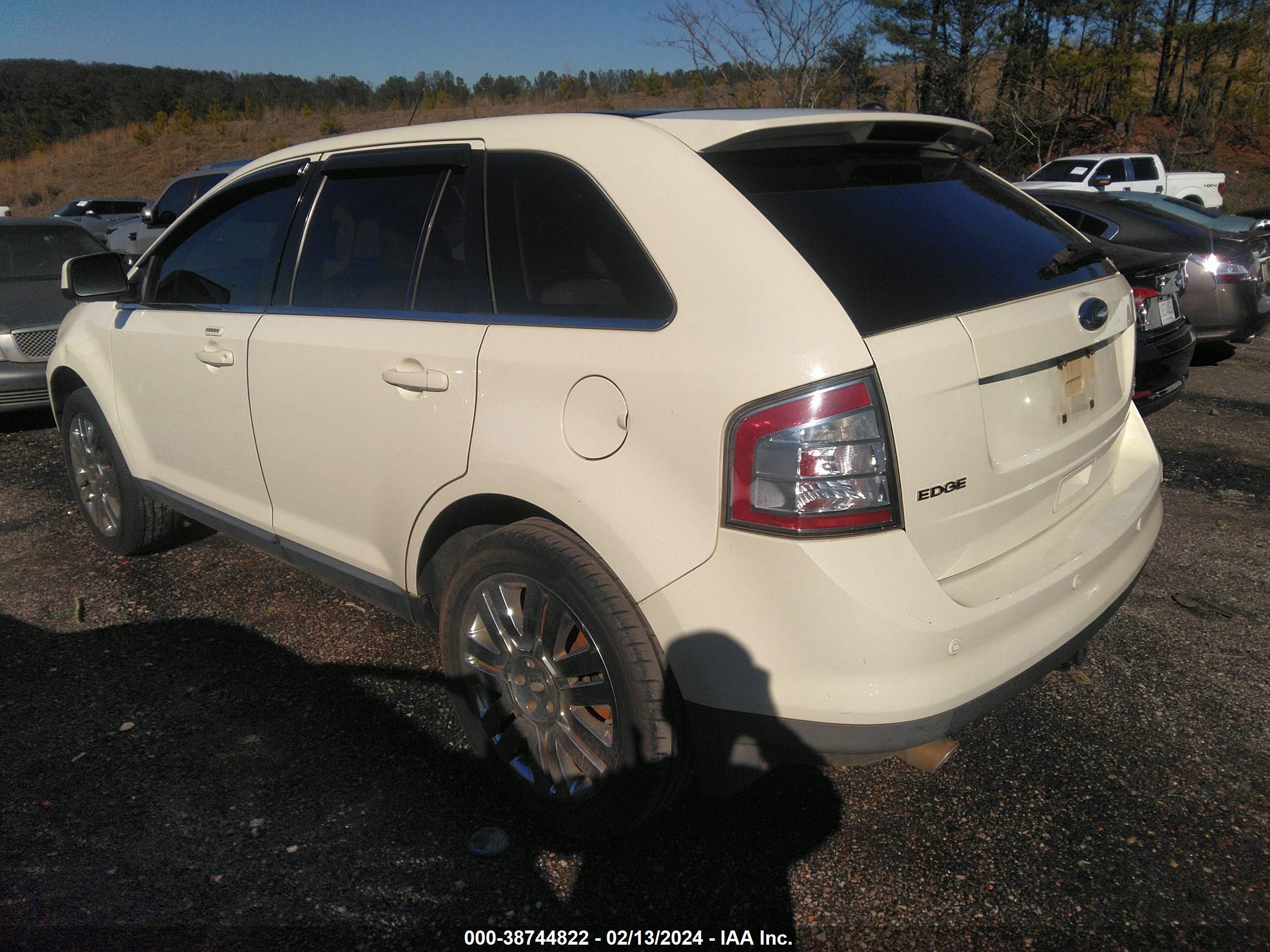 Photo 2 VIN: 2FMDK49C38BA21222 - FORD EDGE 