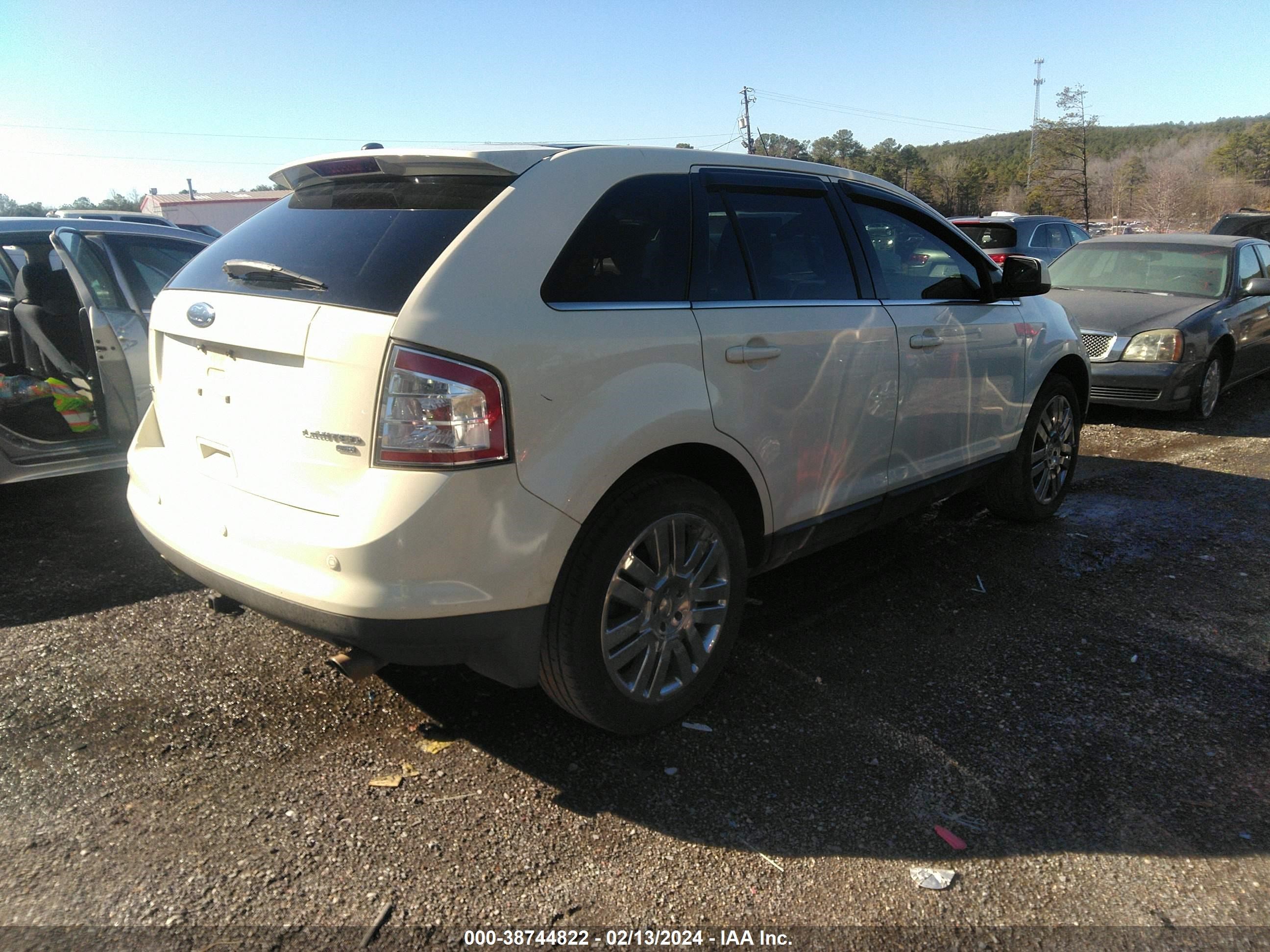 Photo 3 VIN: 2FMDK49C38BA21222 - FORD EDGE 