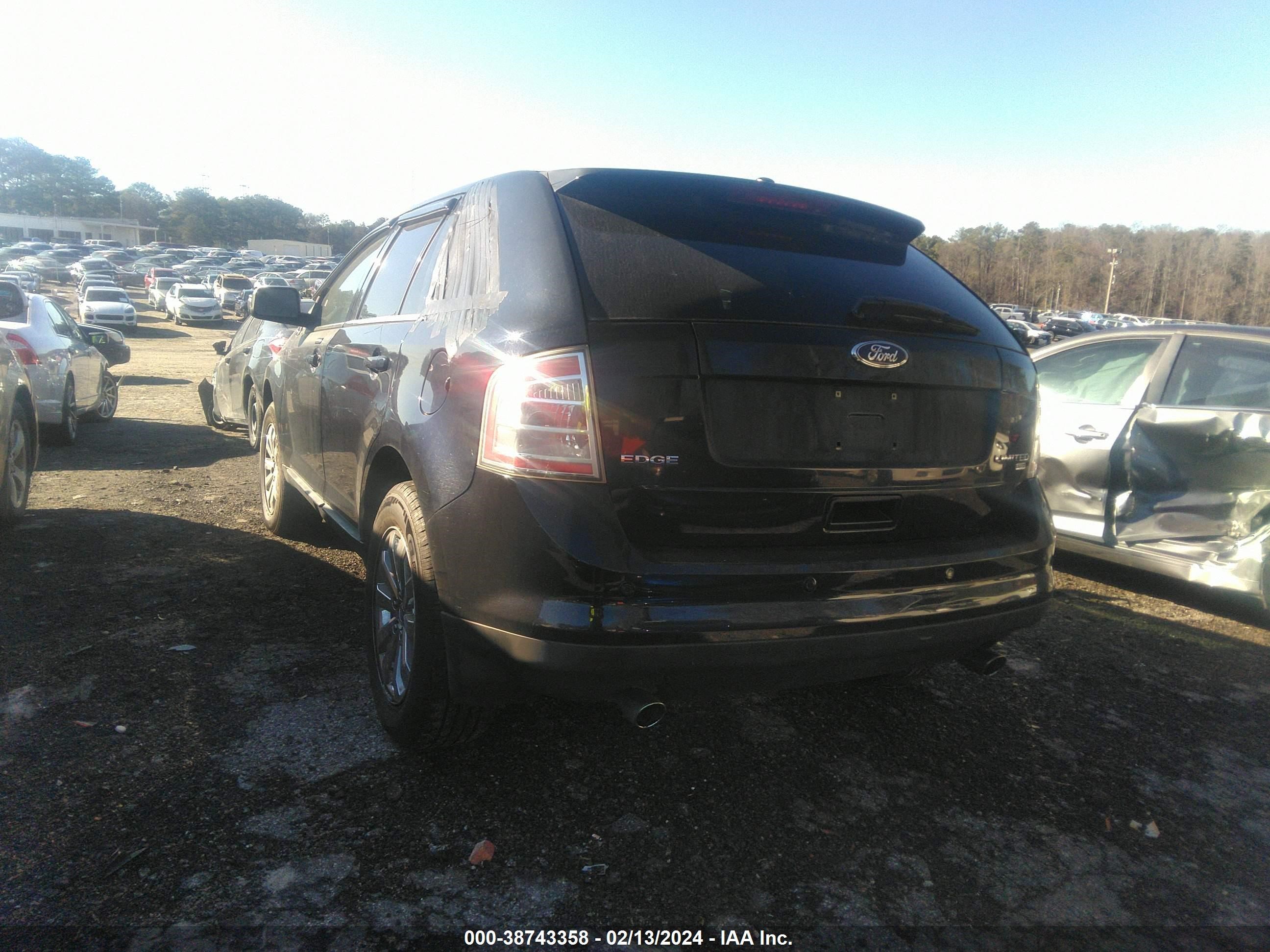 Photo 2 VIN: 2FMDK49C38BA41373 - FORD EDGE 