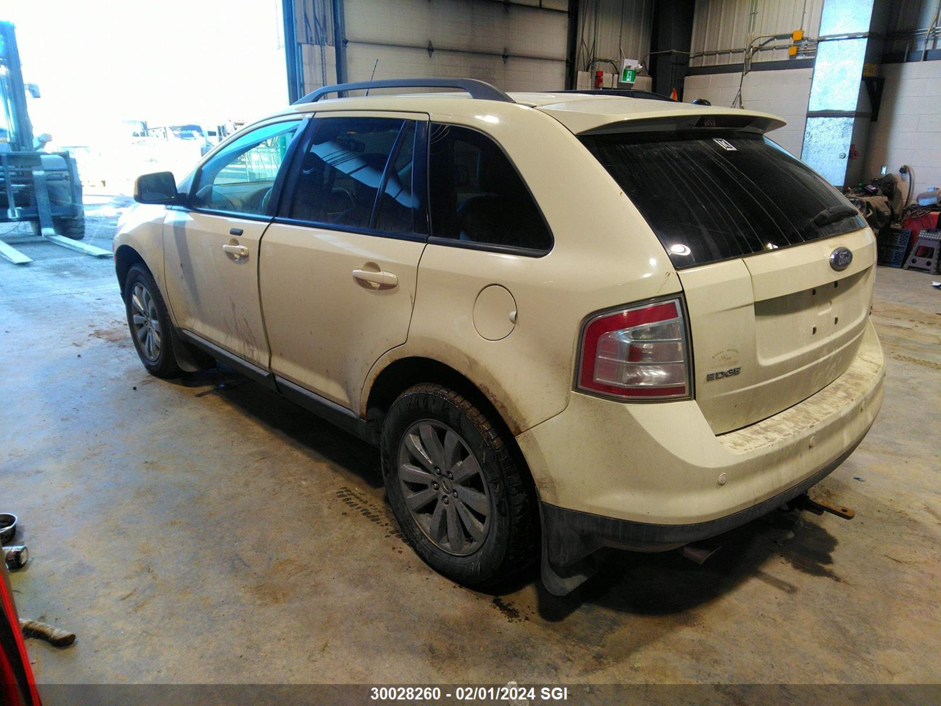 Photo 2 VIN: 2FMDK49C67BA98360 - FORD EDGE 