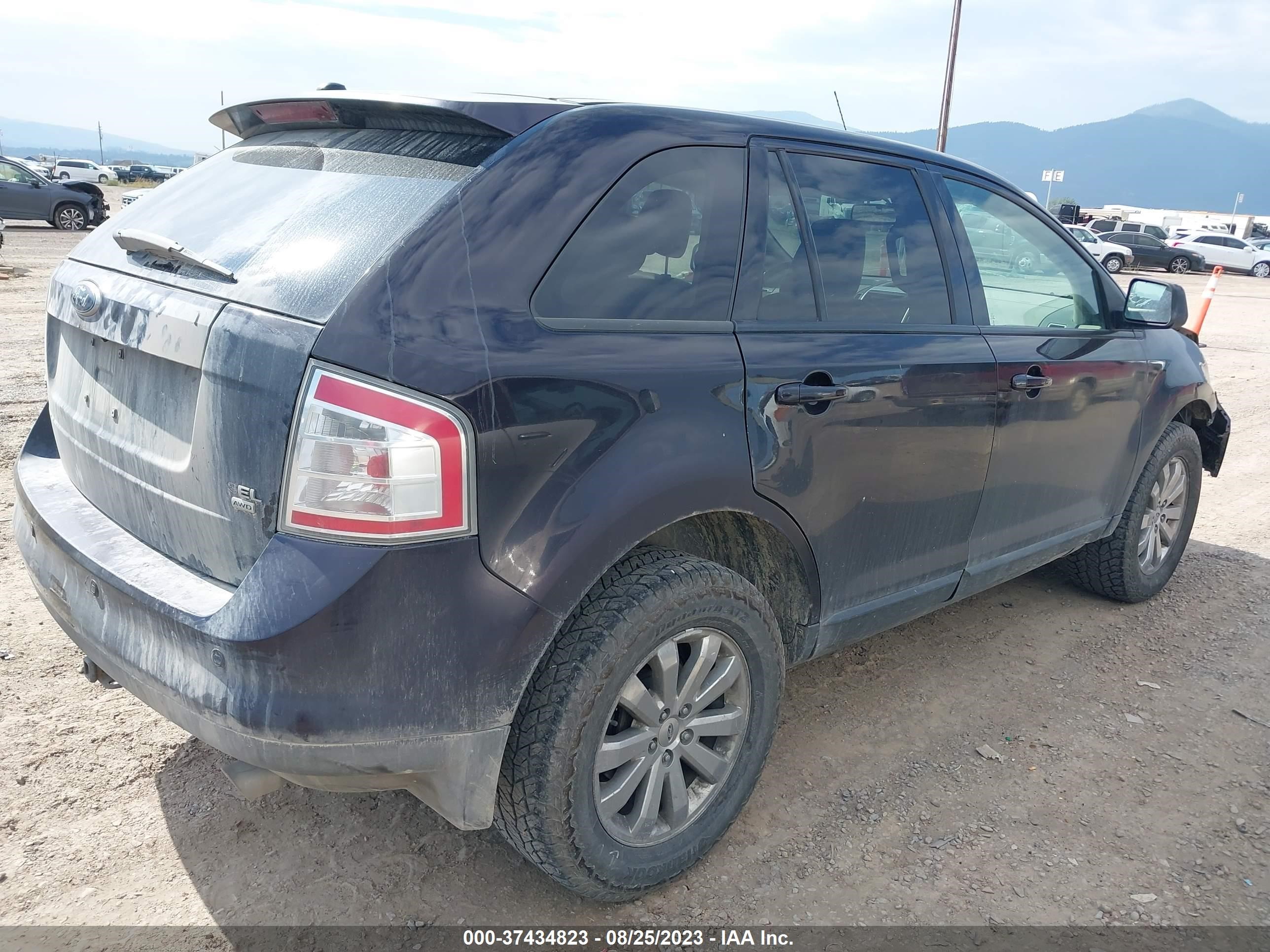 Photo 3 VIN: 2FMDK49C67BB34886 - FORD EDGE 