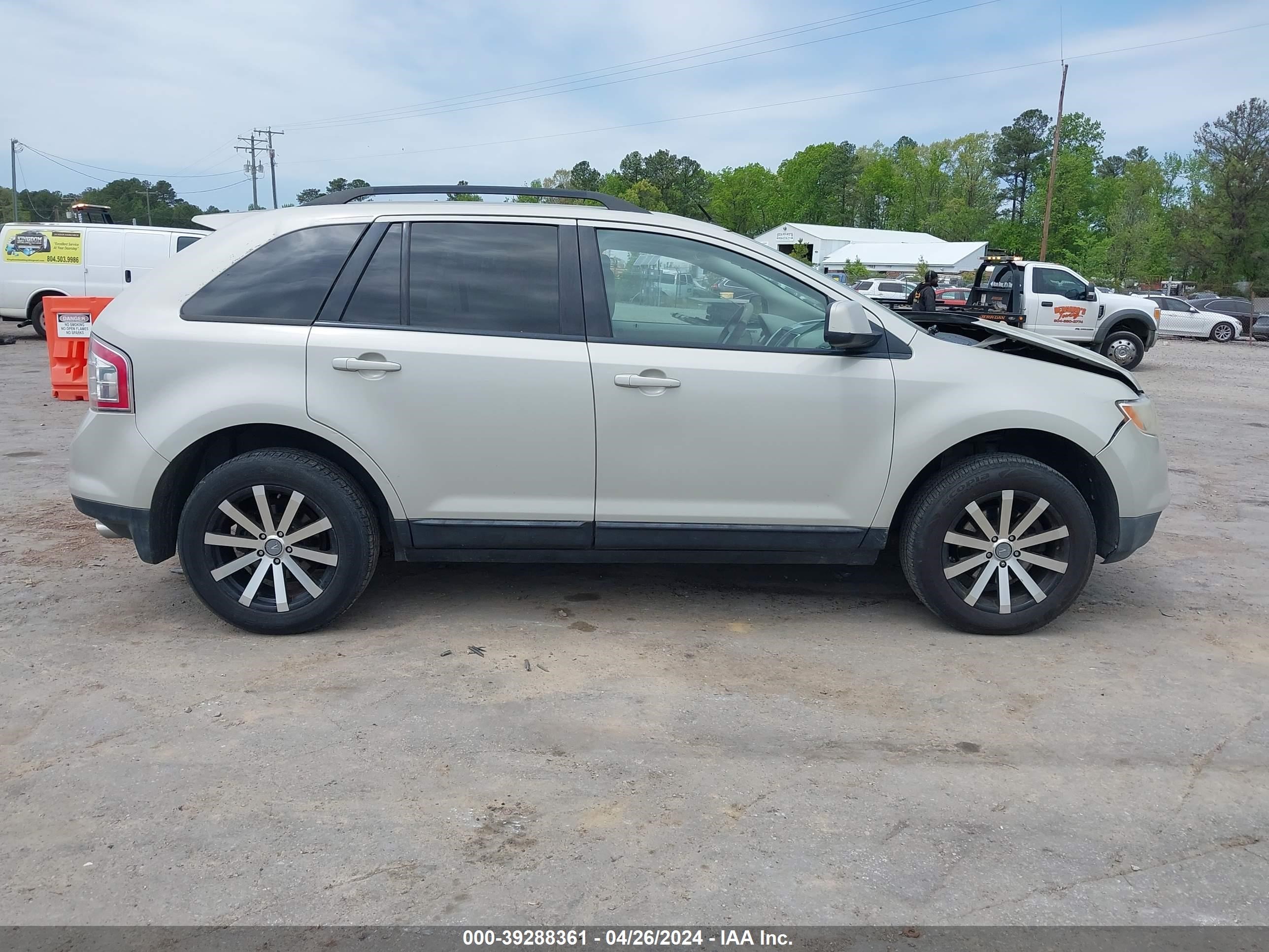 Photo 12 VIN: 2FMDK49CX7BB08890 - FORD EDGE 