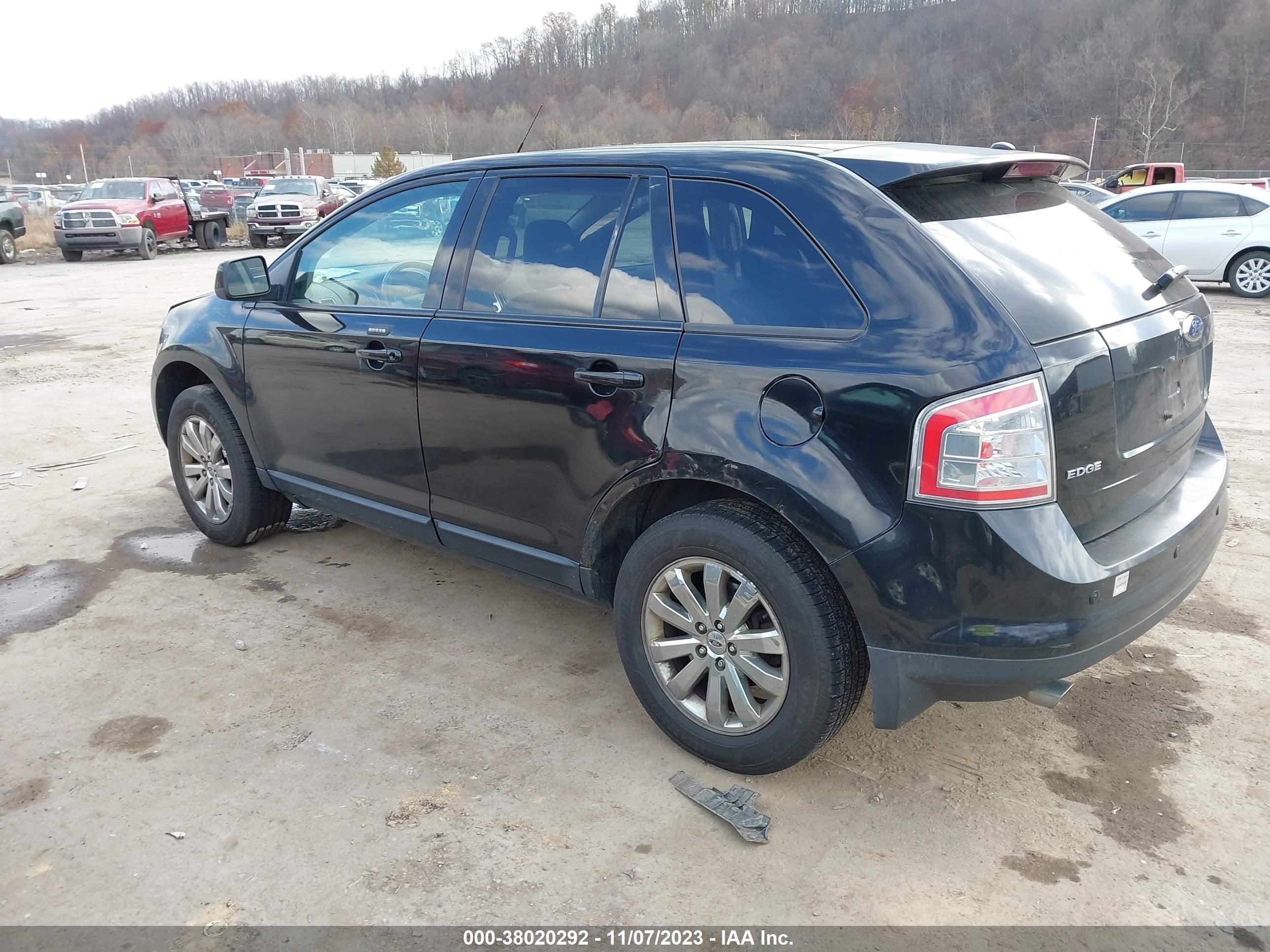 Photo 2 VIN: 2FMDK49CX7BB41453 - FORD EDGE 