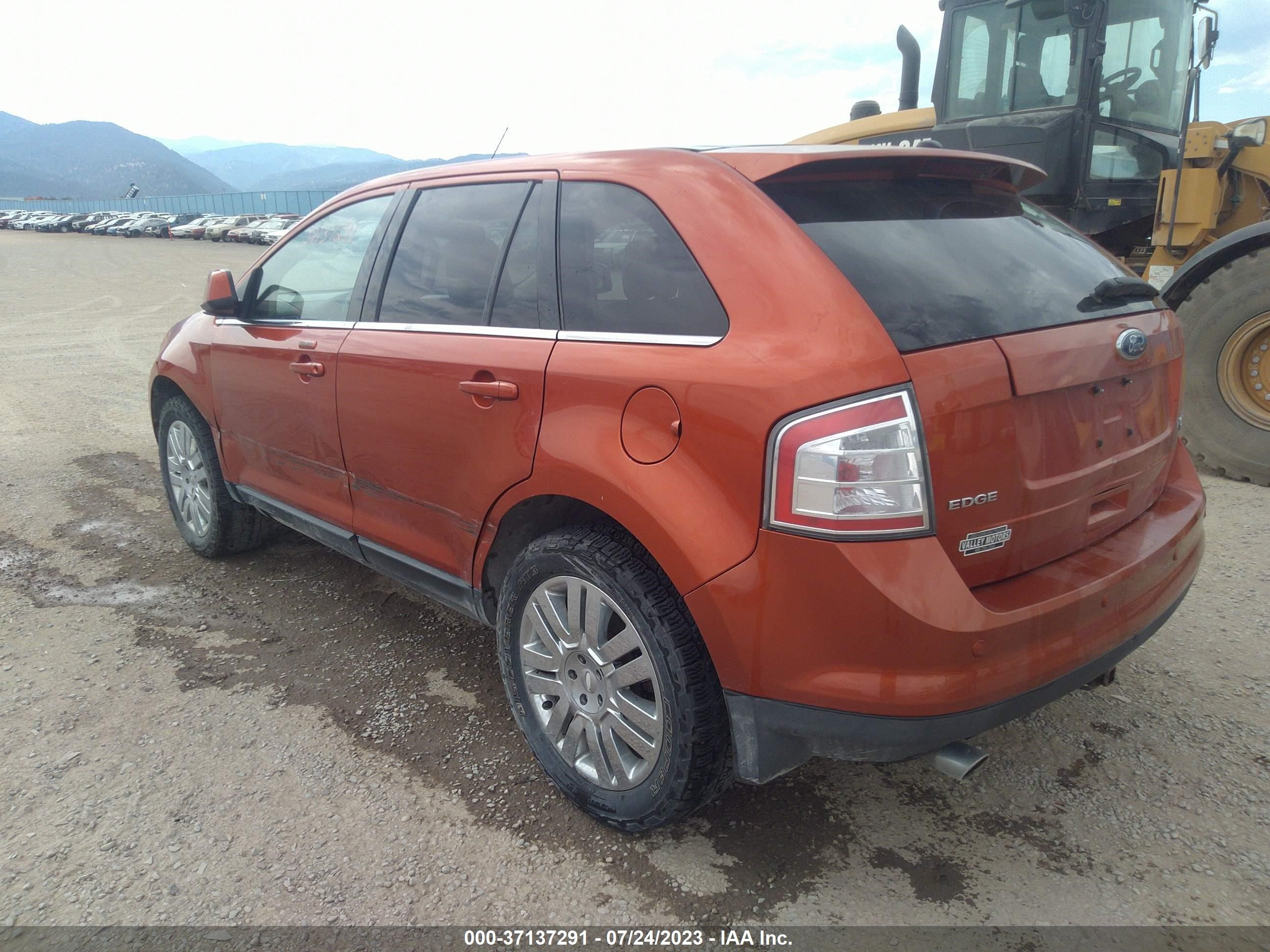 Photo 2 VIN: 2FMDK49CX8BA42391 - FORD EDGE 