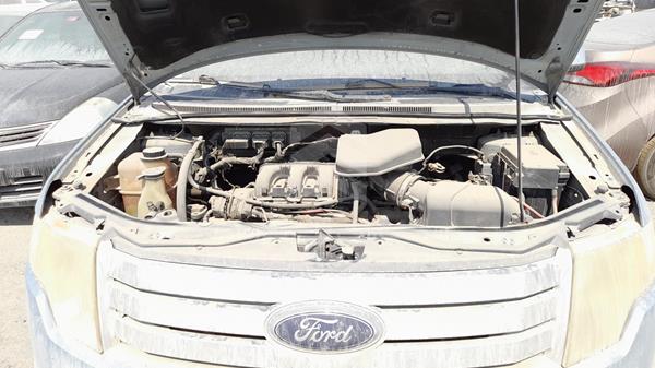 Photo 27 VIN: 2FMDK49CX8BB15999 - FORD EDGE 