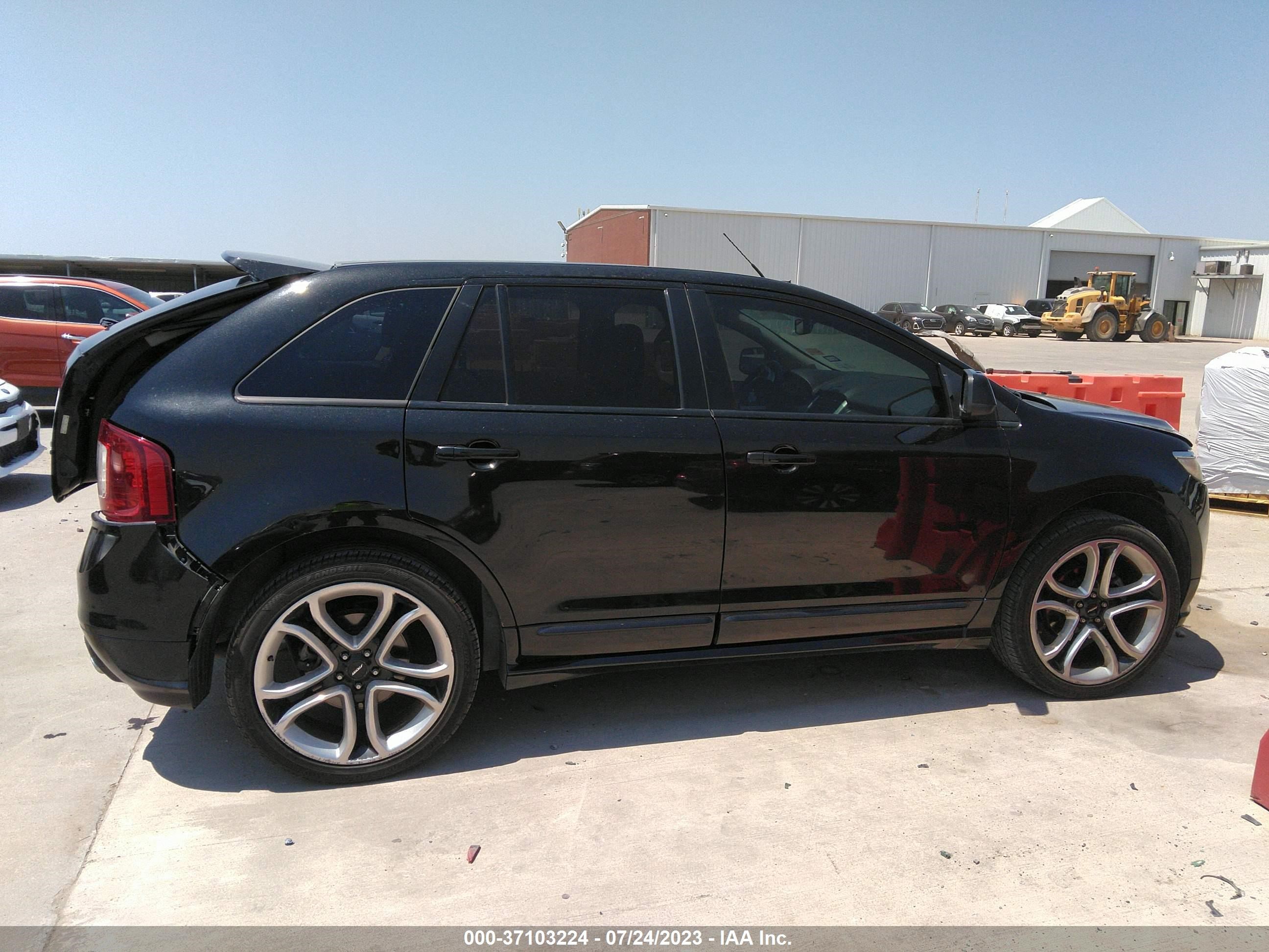 Photo 12 VIN: 2FMDK4AK3BBA32506 - FORD EDGE 