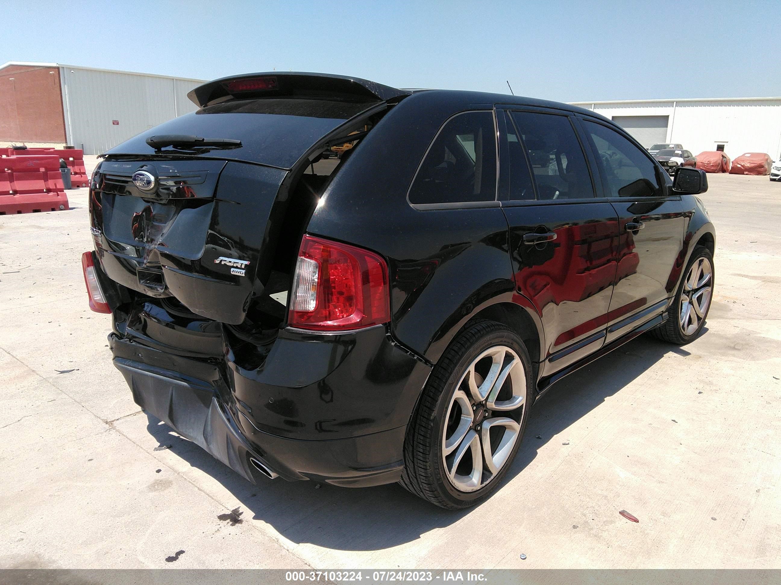 Photo 3 VIN: 2FMDK4AK3BBA32506 - FORD EDGE 