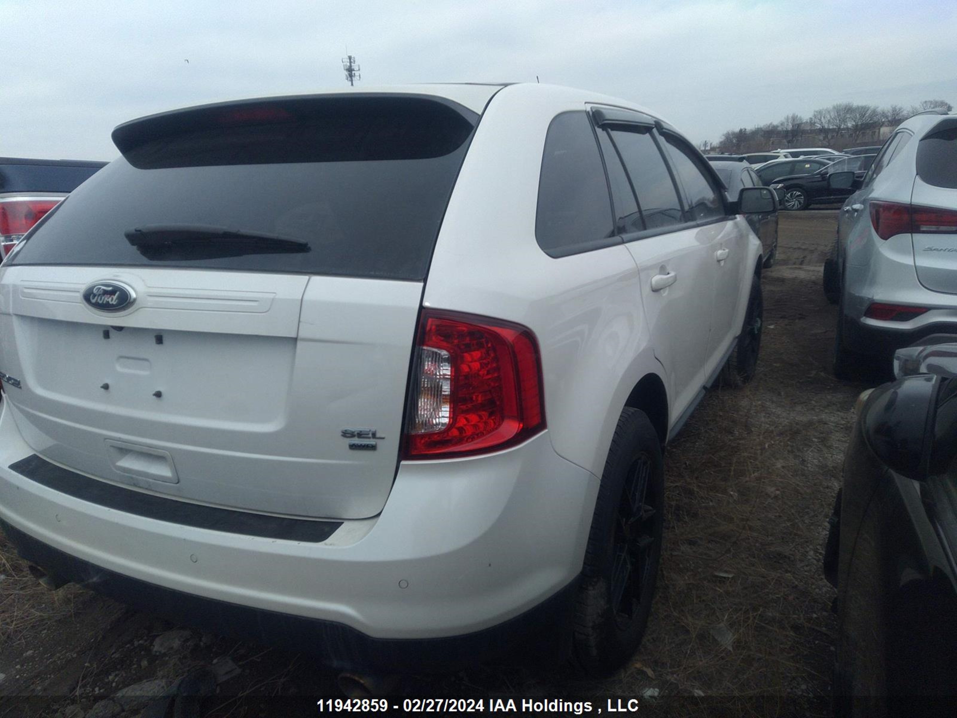 Photo 3 VIN: 2FMDK4JC1EBB02632 - FORD EDGE 