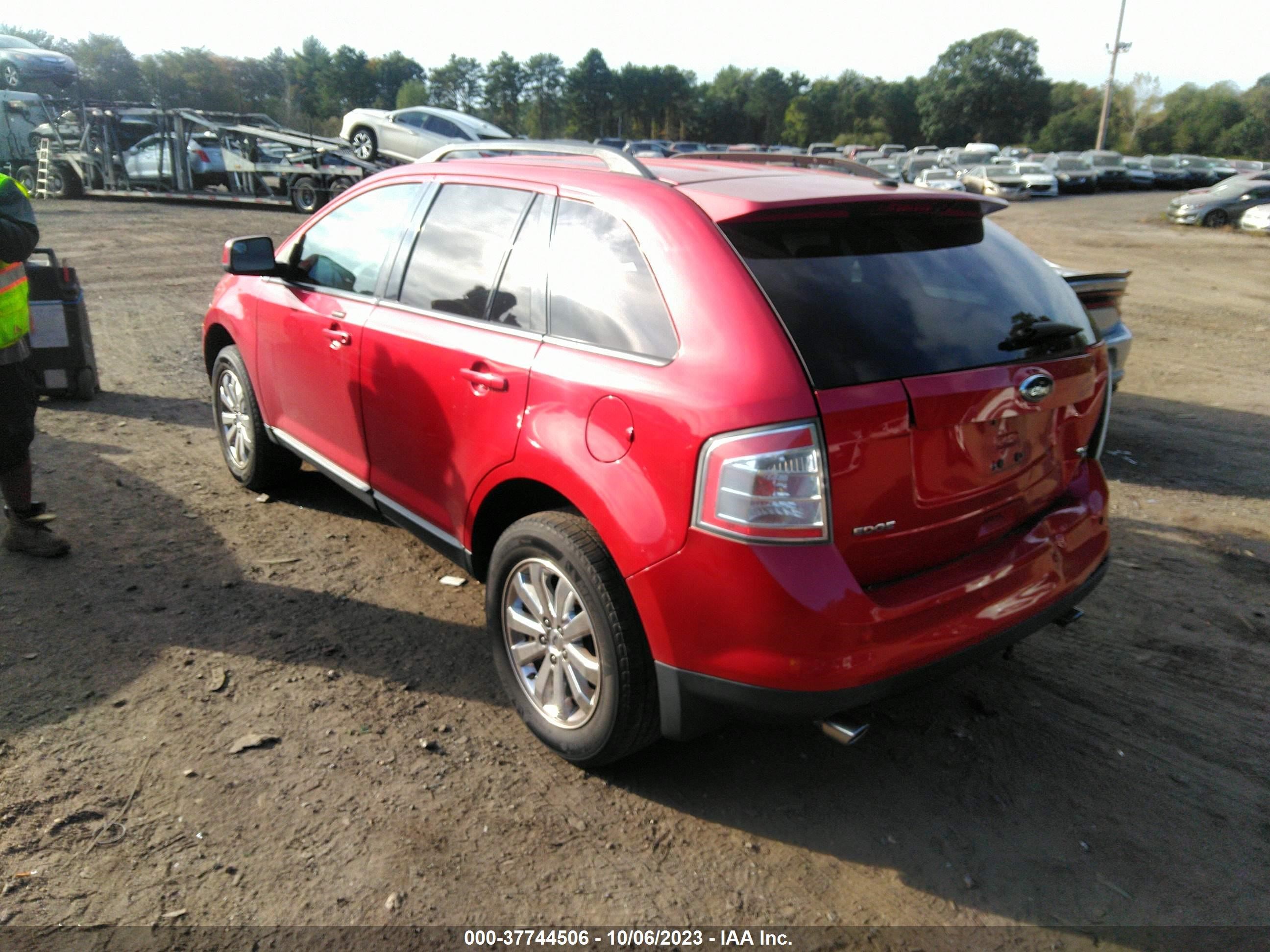 Photo 2 VIN: 2FMDK4JC2ABA04140 - FORD EDGE 