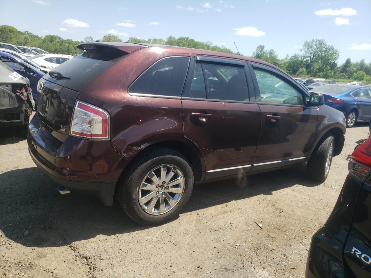 Photo 2 VIN: 2FMDK4JC3ABB28370 - FORD EDGE 