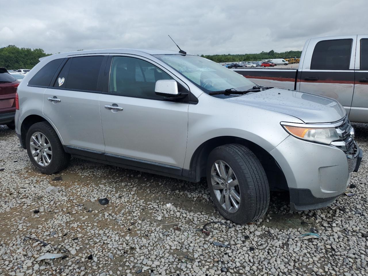 Photo 3 VIN: 2FMDK4JC3BBA74120 - FORD EDGE 