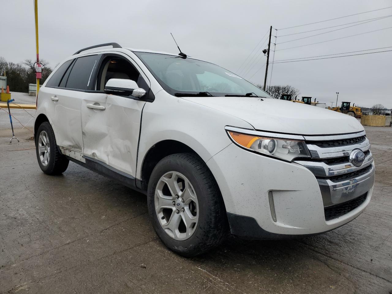 Photo 3 VIN: 2FMDK4JC3CBA55813 - FORD EDGE 