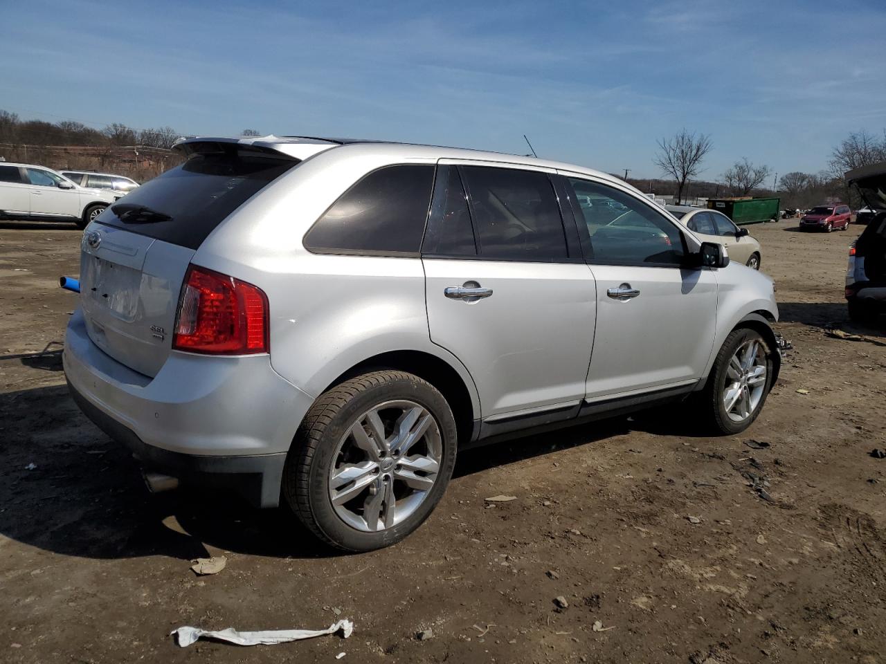 Photo 2 VIN: 2FMDK4JC8BBB42573 - FORD EDGE 