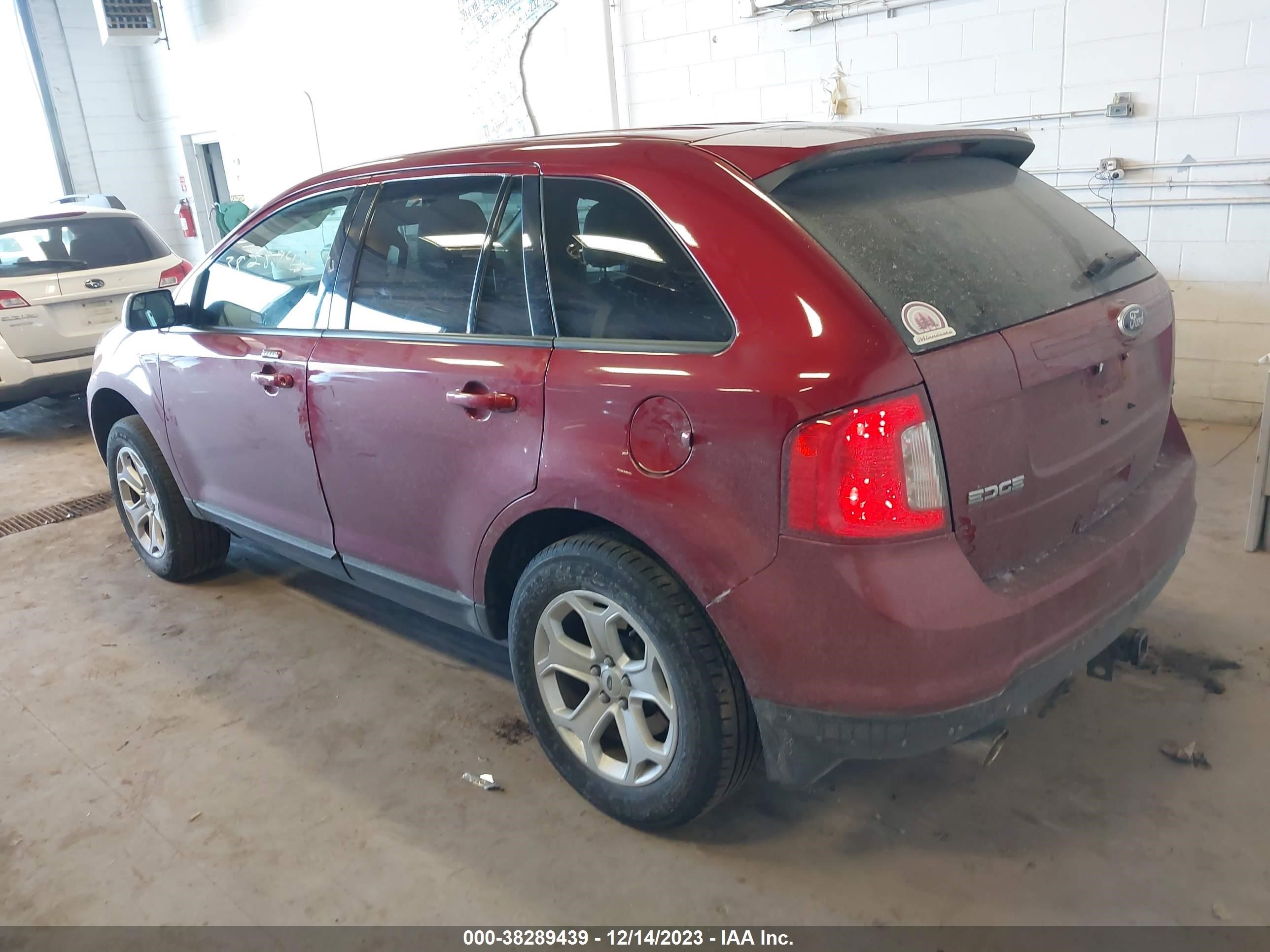 Photo 2 VIN: 2FMDK4JC8DBC96543 - FORD EDGE 