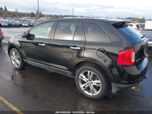 Photo 2 VIN: 2FMDK4JCXBBB55468 - FORD EDGE 