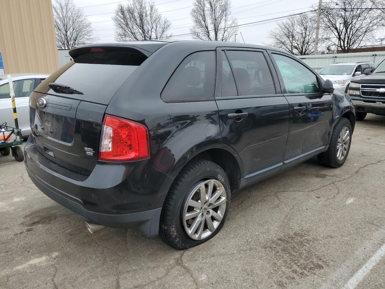 Photo 2 VIN: 2FMDK4JCXCBA94561 - FORD EDGE SEL 