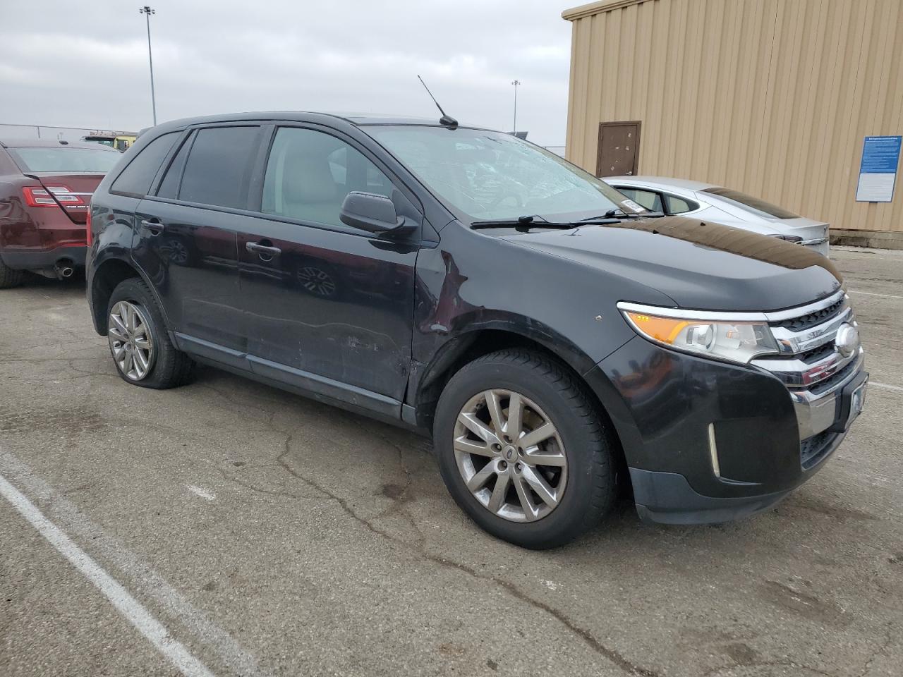 Photo 3 VIN: 2FMDK4JCXCBA94561 - FORD EDGE SEL 