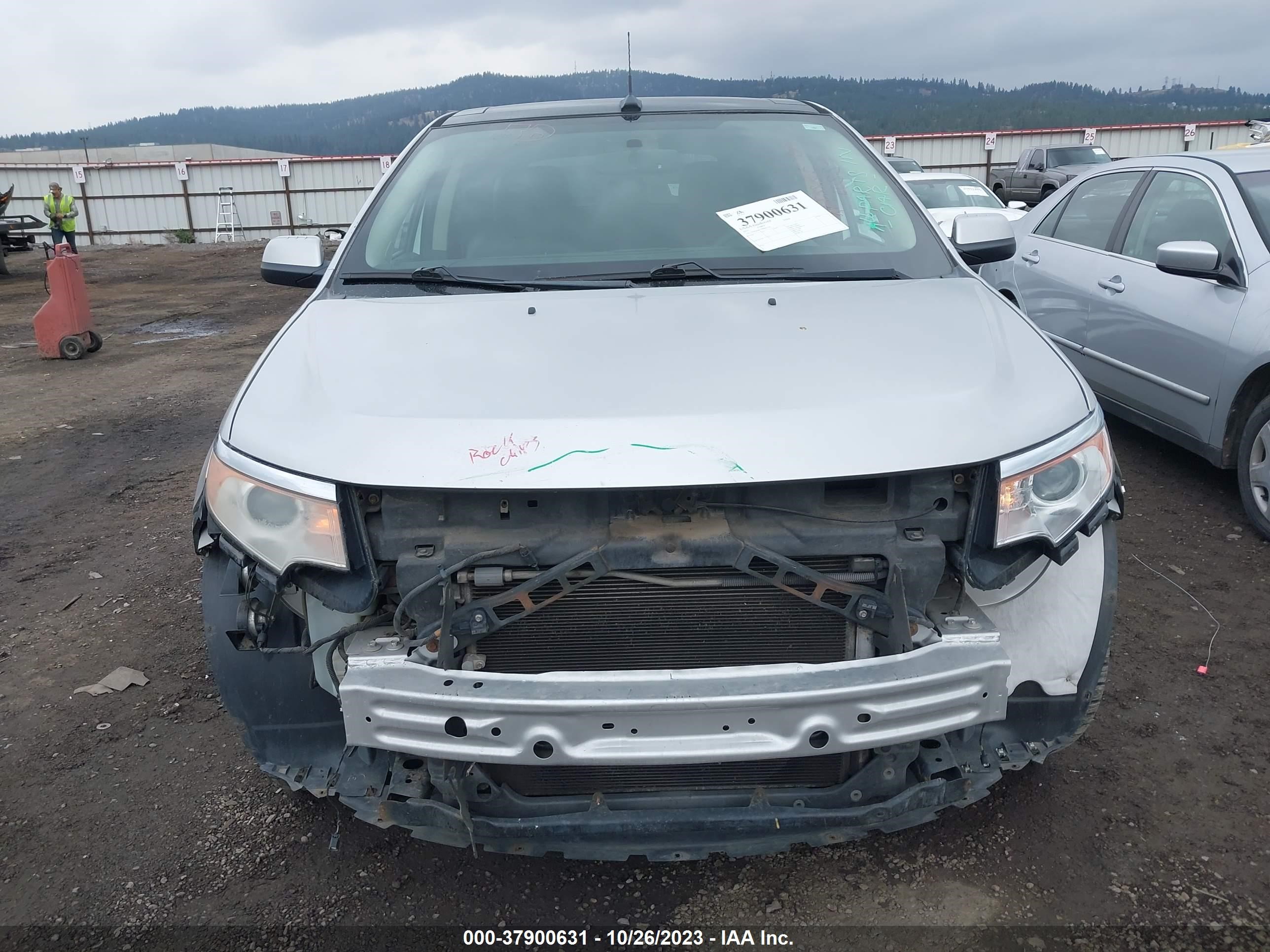 Photo 12 VIN: 2FMDK4KC0BBB52383 - FORD EDGE 