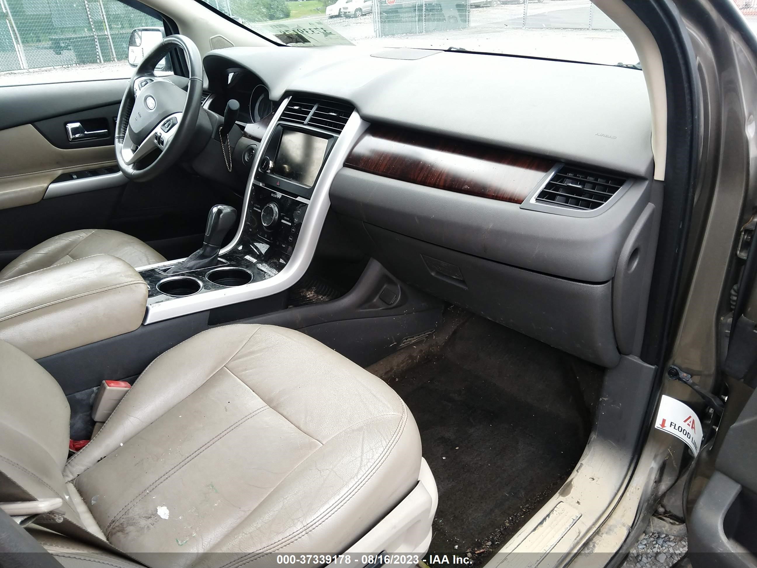 Photo 4 VIN: 2FMDK4KC2EBB28283 - FORD EDGE 