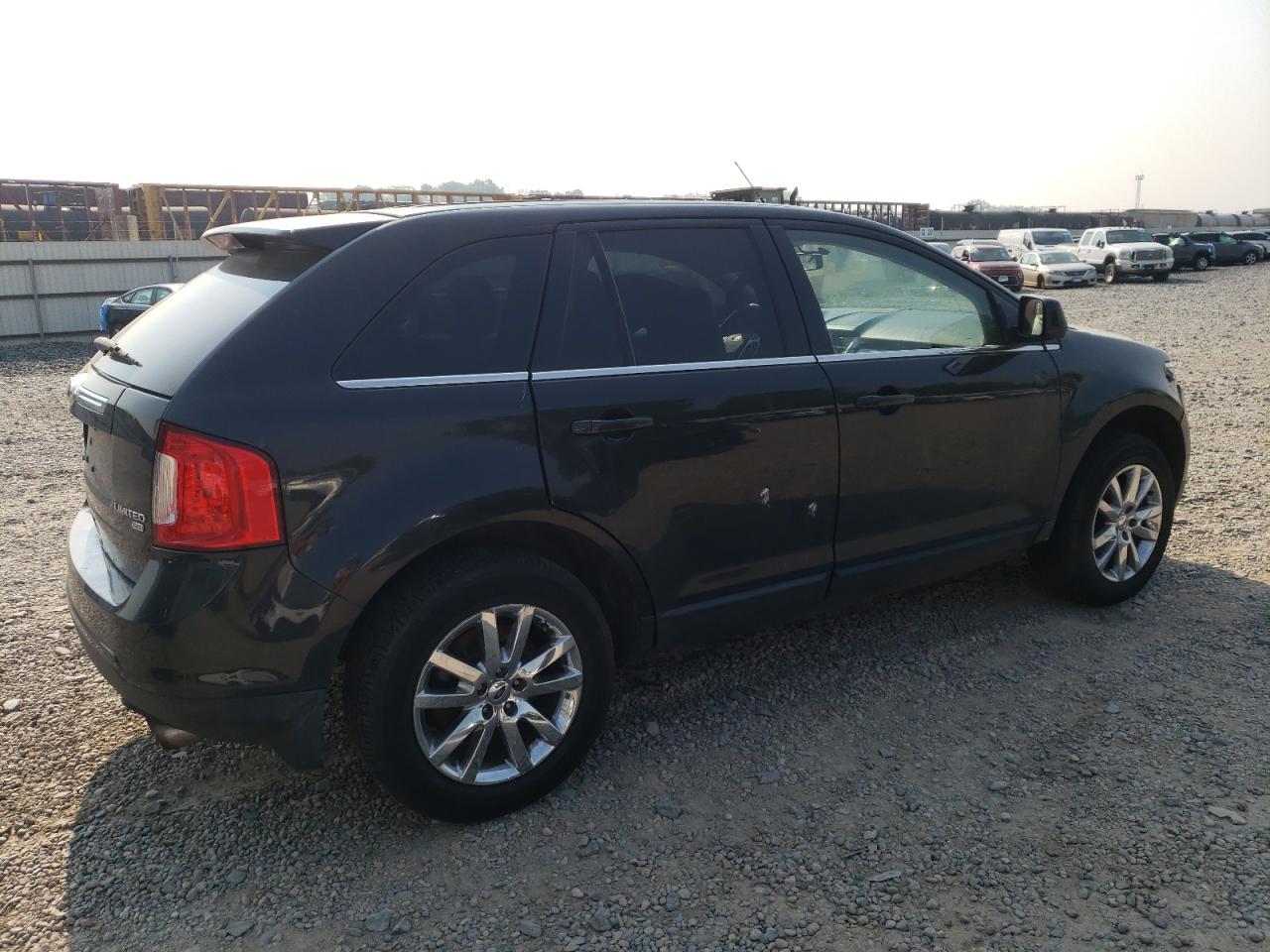 Photo 2 VIN: 2FMDK4KC3BBA77050 - FORD EDGE 