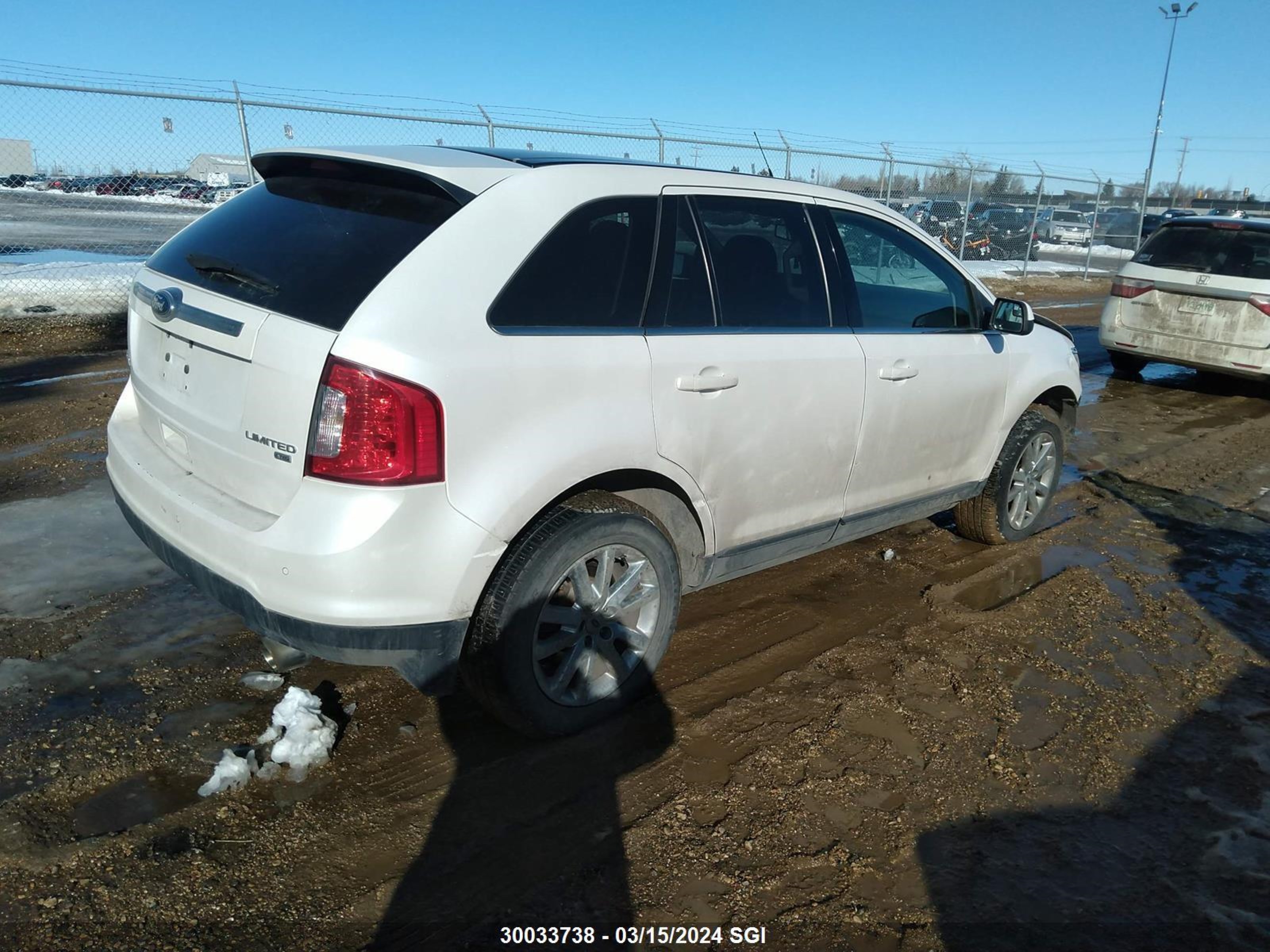 Photo 3 VIN: 2FMDK4KC3DBA27607 - FORD EDGE 