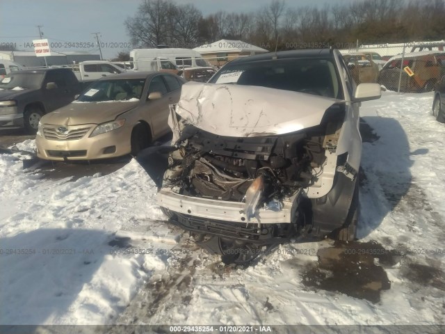 Photo 5 VIN: 2FMDK4KC7ABA30697 - FORD EDGE 