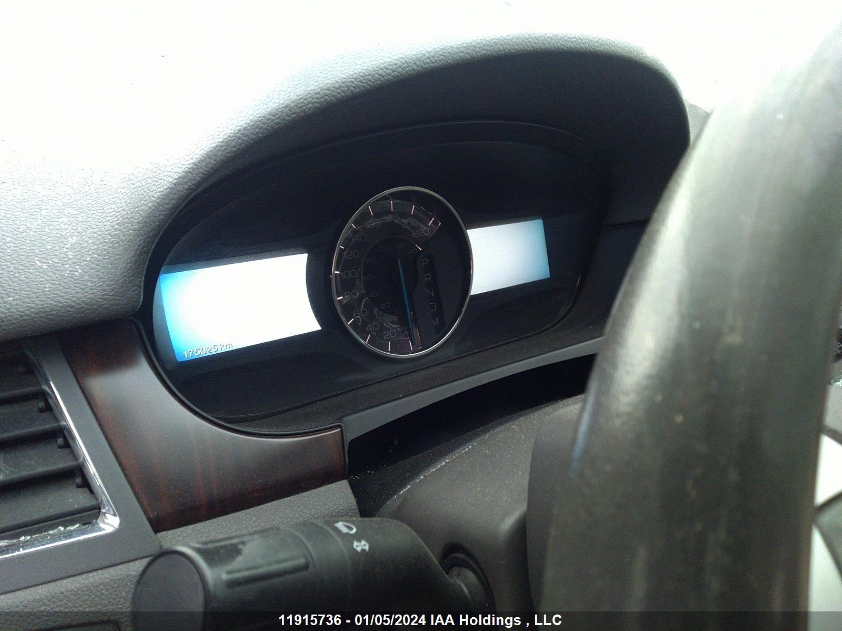 Photo 6 VIN: 2FMDK4KC8BBB16411 - FORD EDGE 