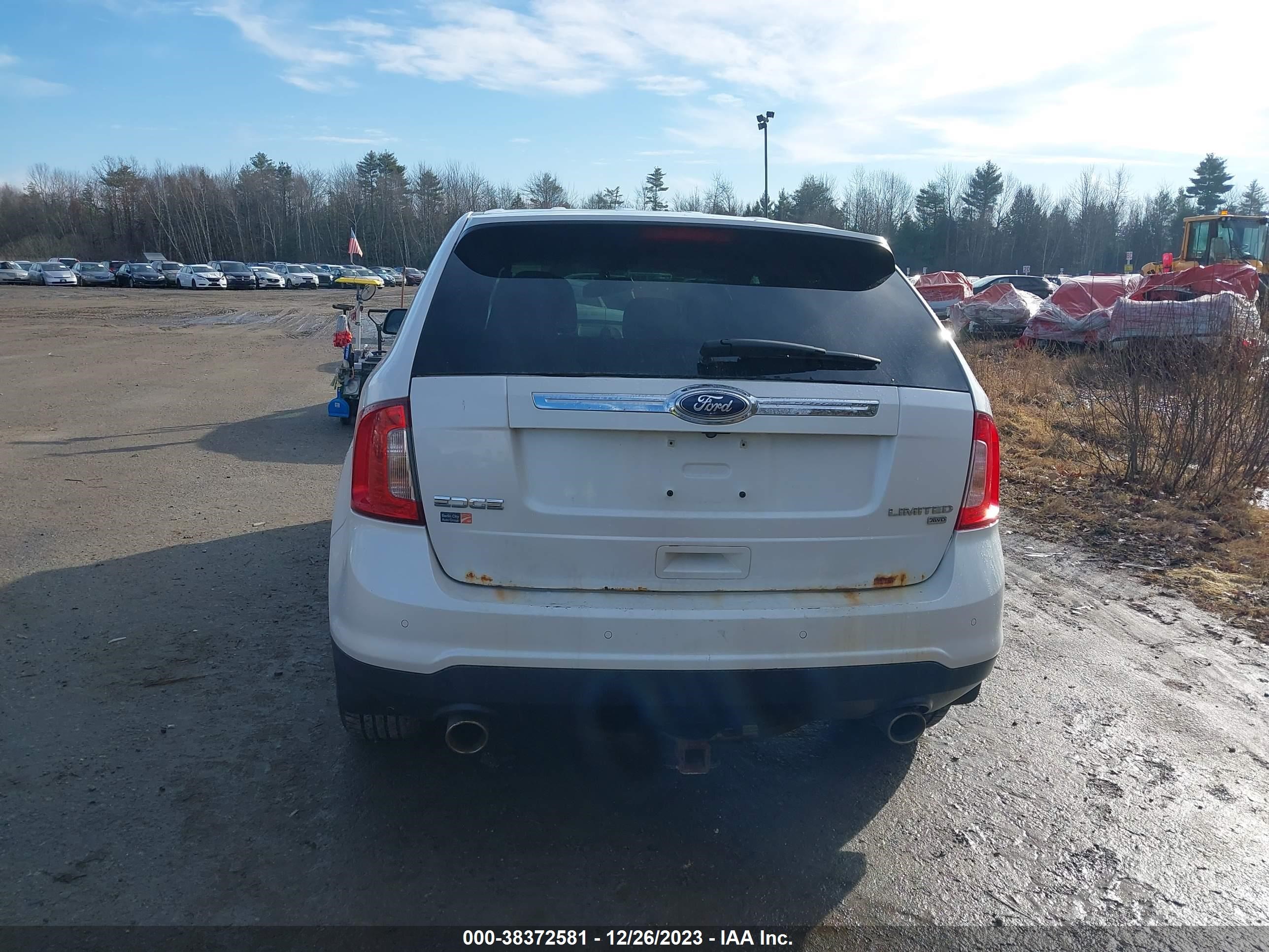 Photo 16 VIN: 2FMDK4KC8DBA60327 - FORD EDGE 