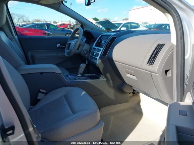 Photo 4 VIN: 2FMDK4KCXABB25741 - FORD EDGE 