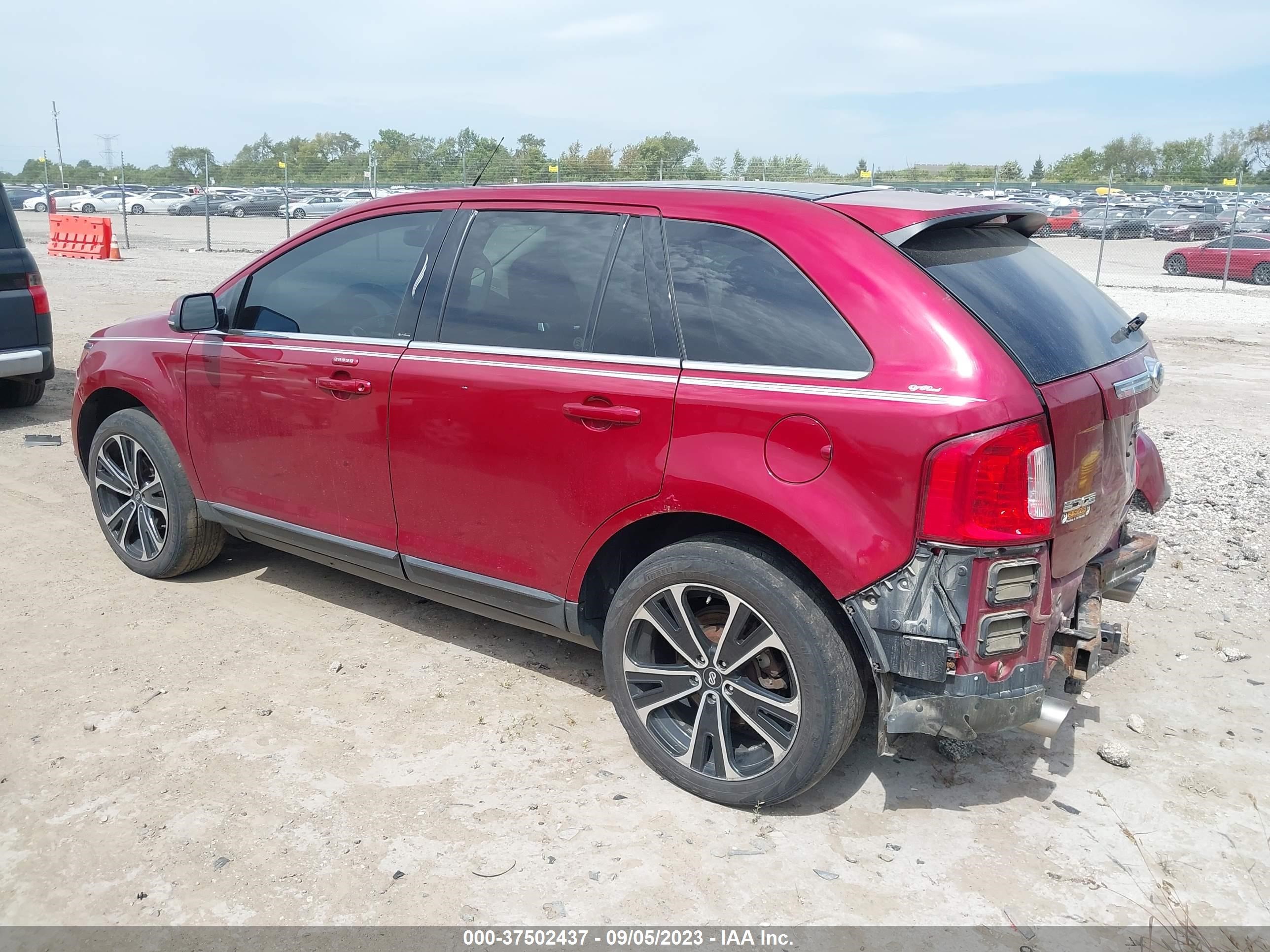 Photo 2 VIN: 2FMDK4KCXDBA47630 - FORD EDGE 