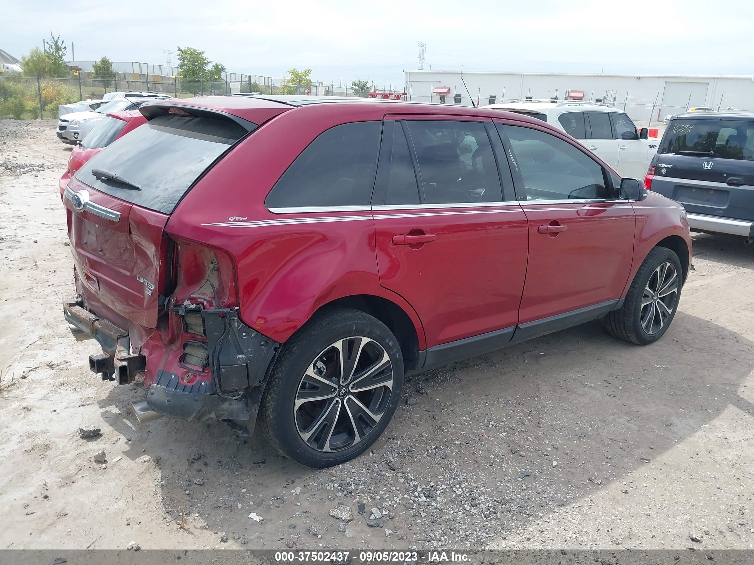 Photo 3 VIN: 2FMDK4KCXDBA47630 - FORD EDGE 