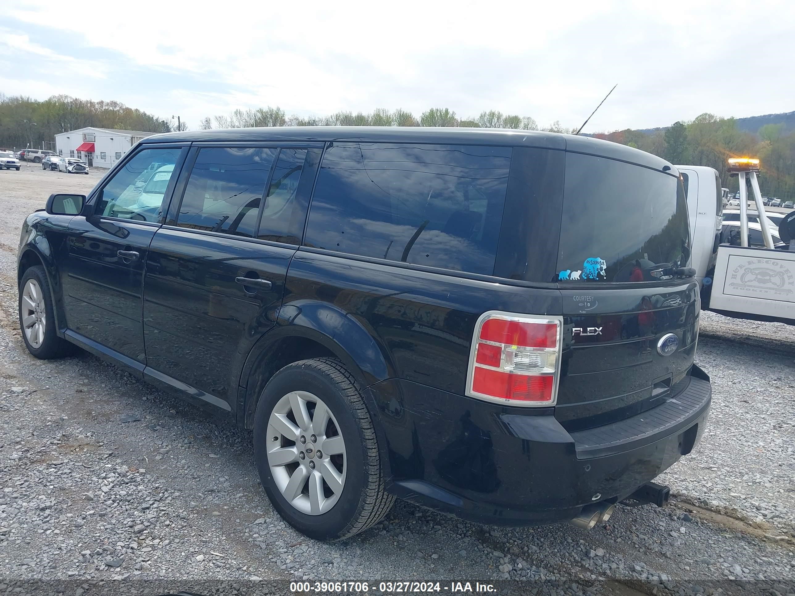 Photo 2 VIN: 2FMDK51C19BA00565 - FORD FLEX 