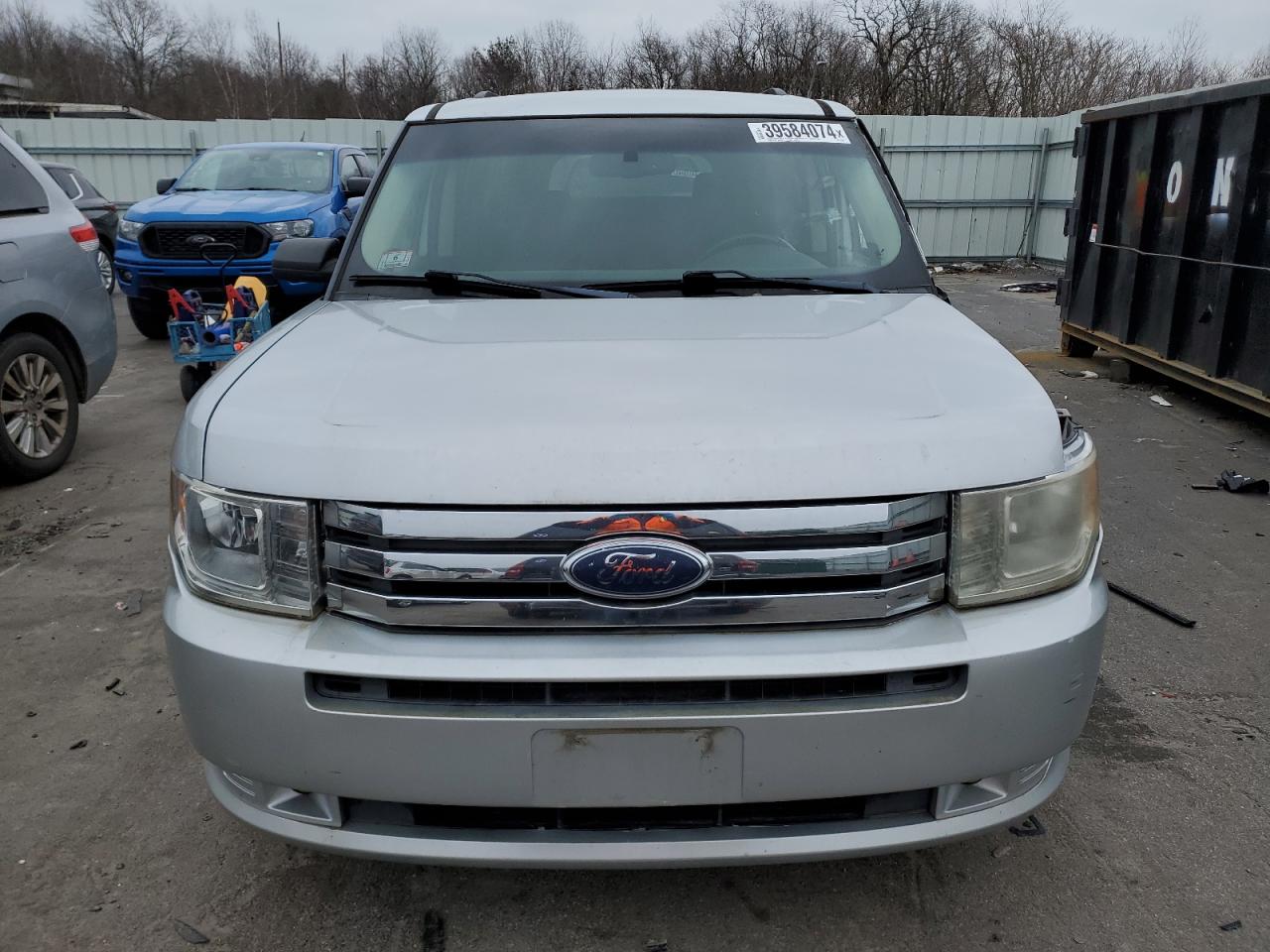 Photo 4 VIN: 2FMDK51C19BA45733 - FORD FLEX 