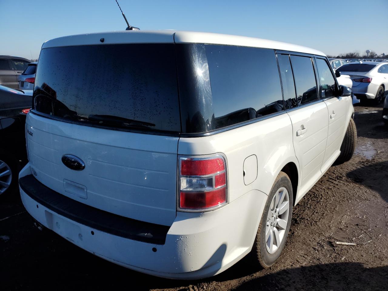 Photo 2 VIN: 2FMDK51C39BA15116 - FORD FLEX 