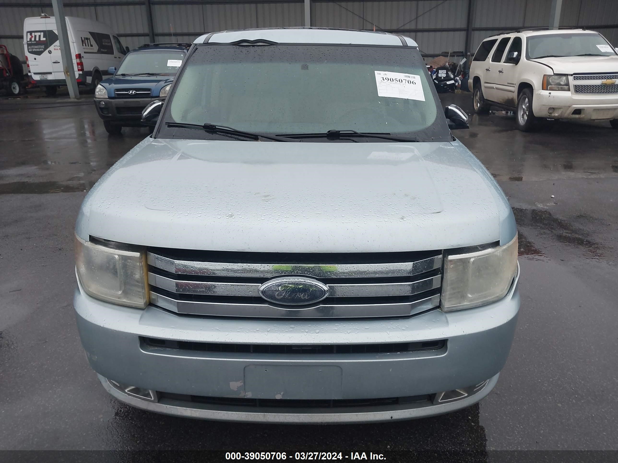 Photo 5 VIN: 2FMDK52C19BA28381 - FORD FLEX 