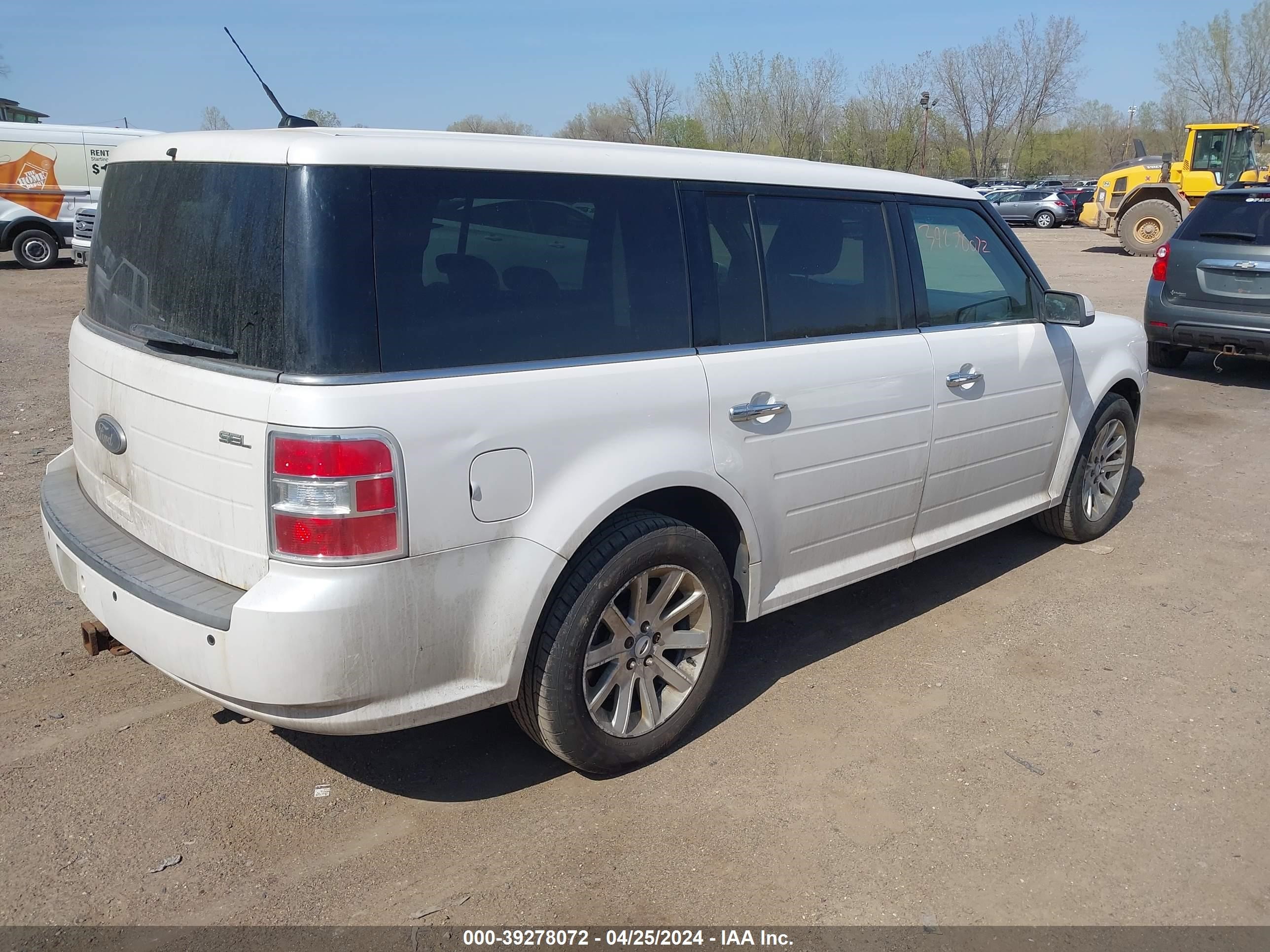 Photo 3 VIN: 2FMDK52C49BA37737 - FORD FLEX 