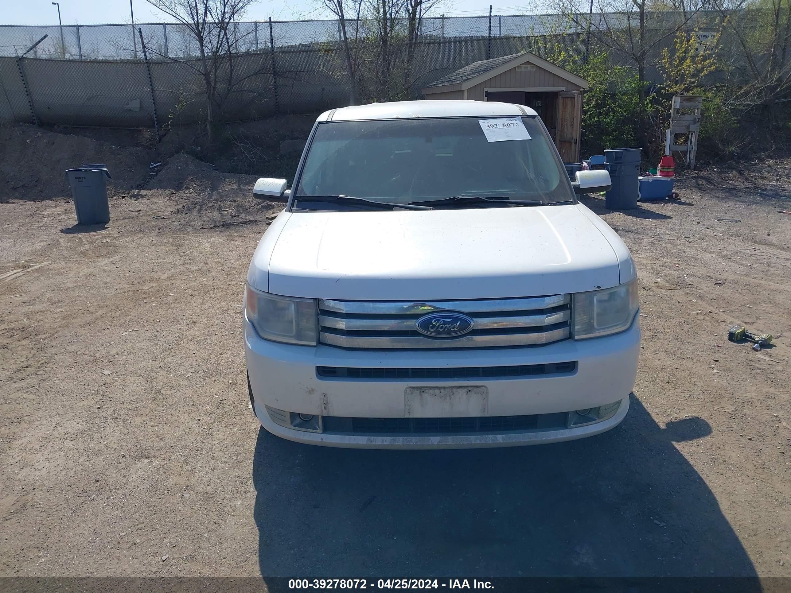 Photo 5 VIN: 2FMDK52C49BA37737 - FORD FLEX 