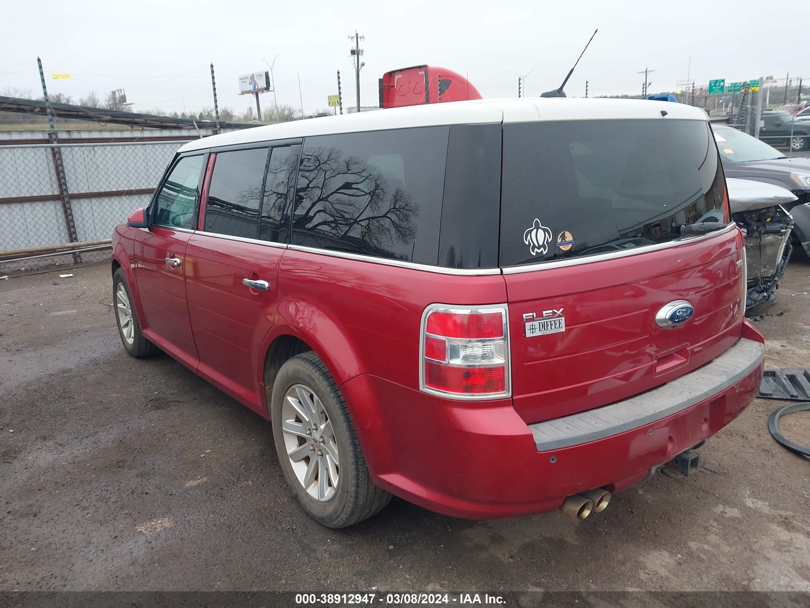 Photo 2 VIN: 2FMDK52C69BA71954 - FORD FLEX 