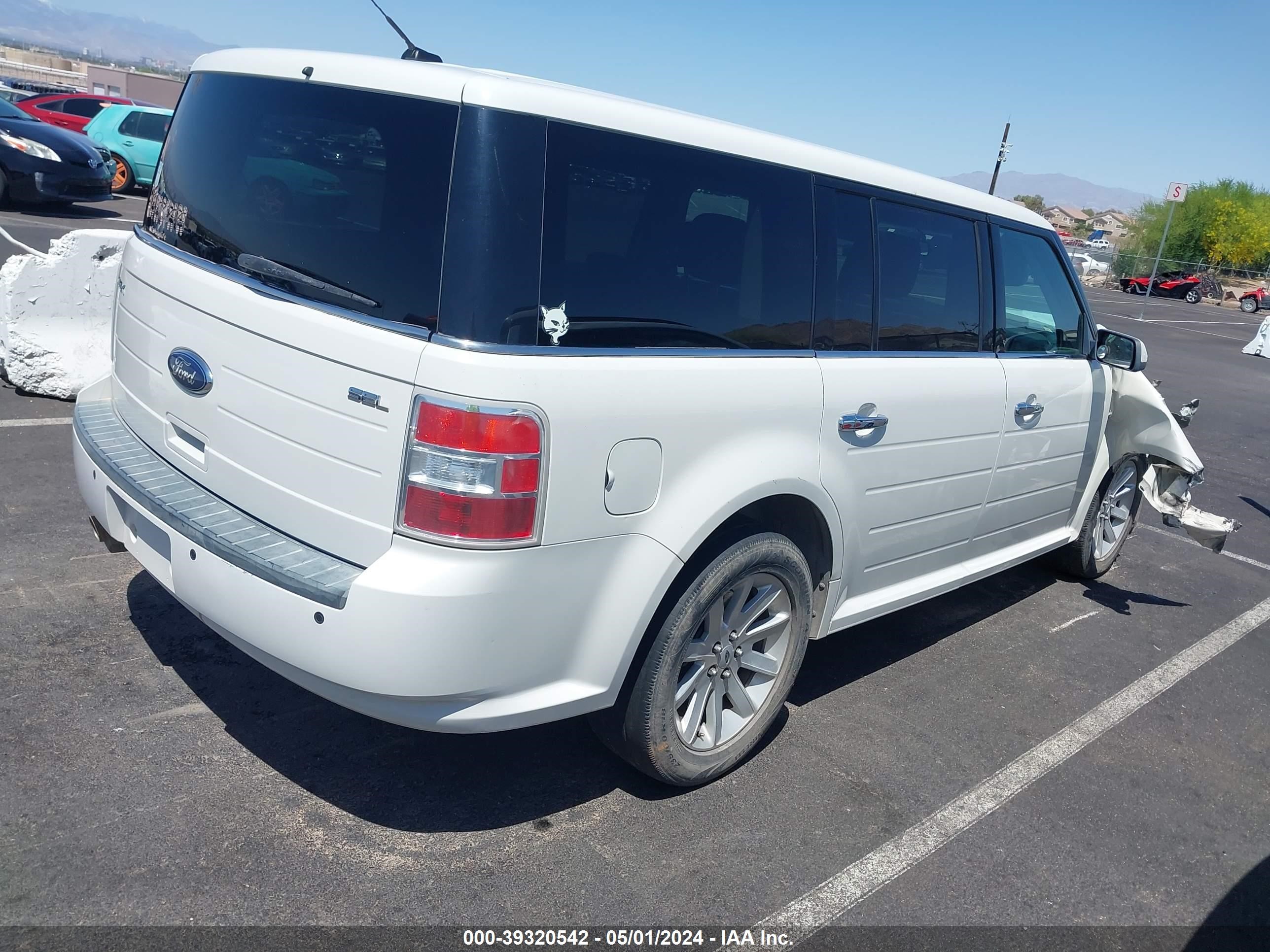 Photo 3 VIN: 2FMDK52C79BA80355 - FORD FLEX 