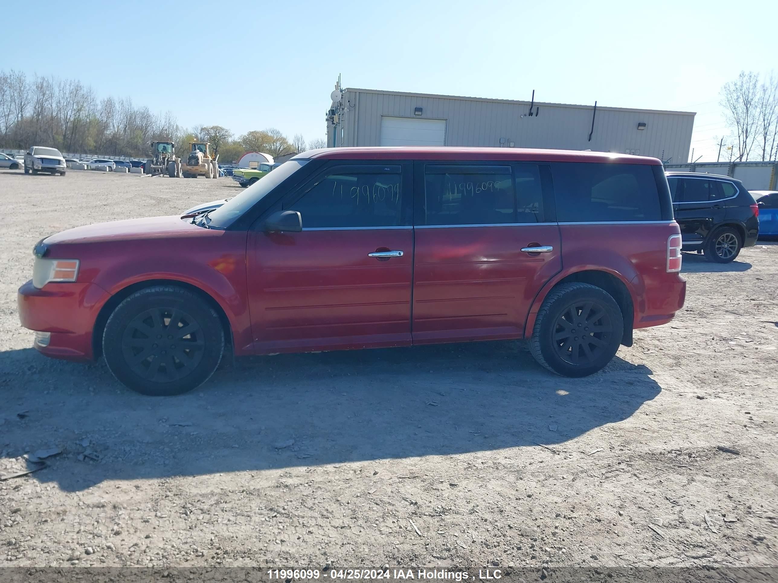 Photo 13 VIN: 2FMDK52CX9BA16035 - FORD FLEX 